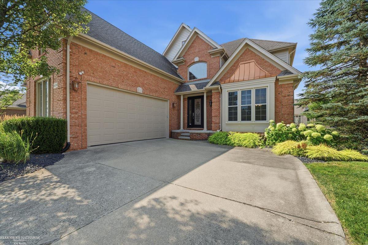 main property photo 5
