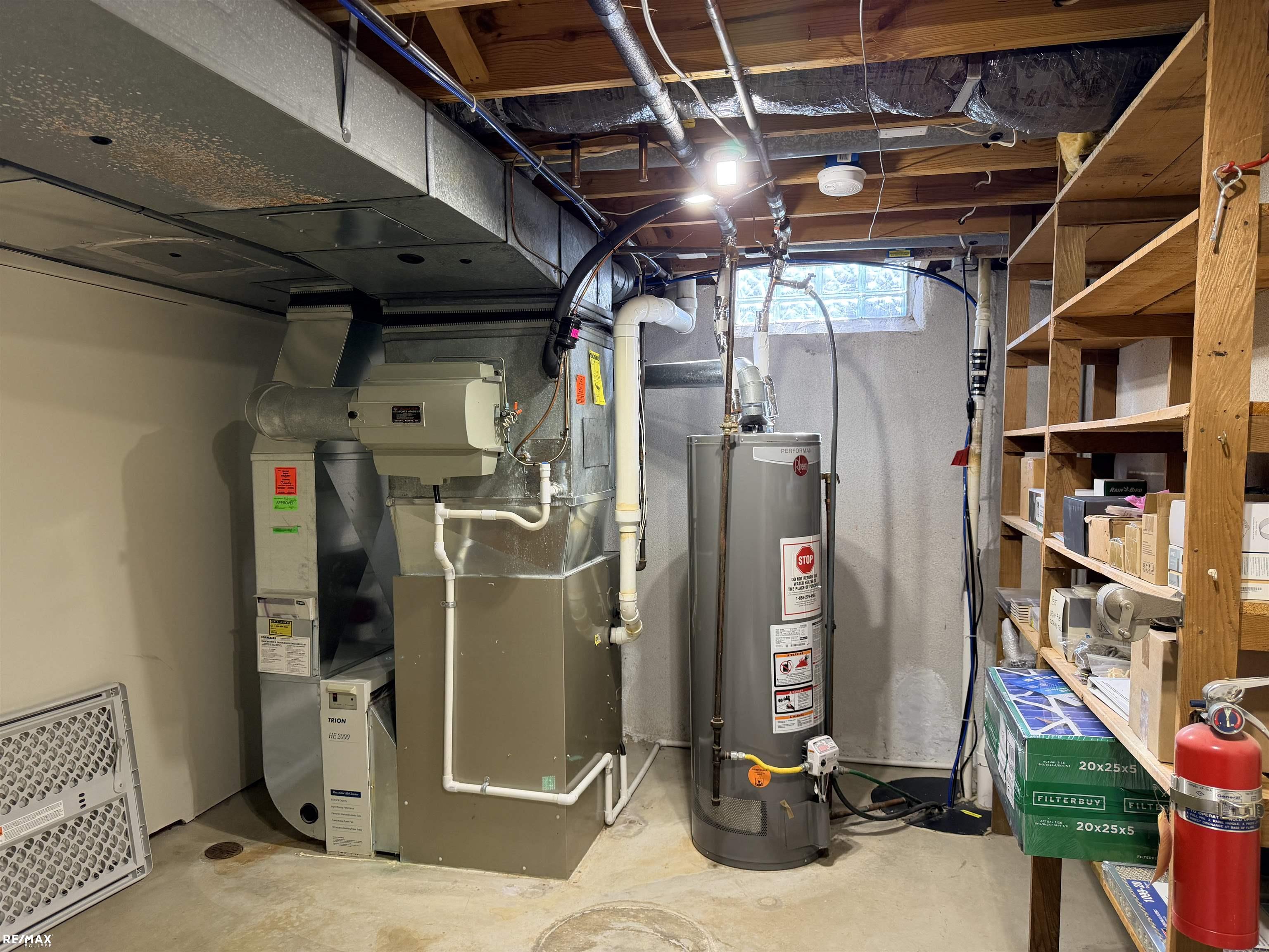 main property photo 76