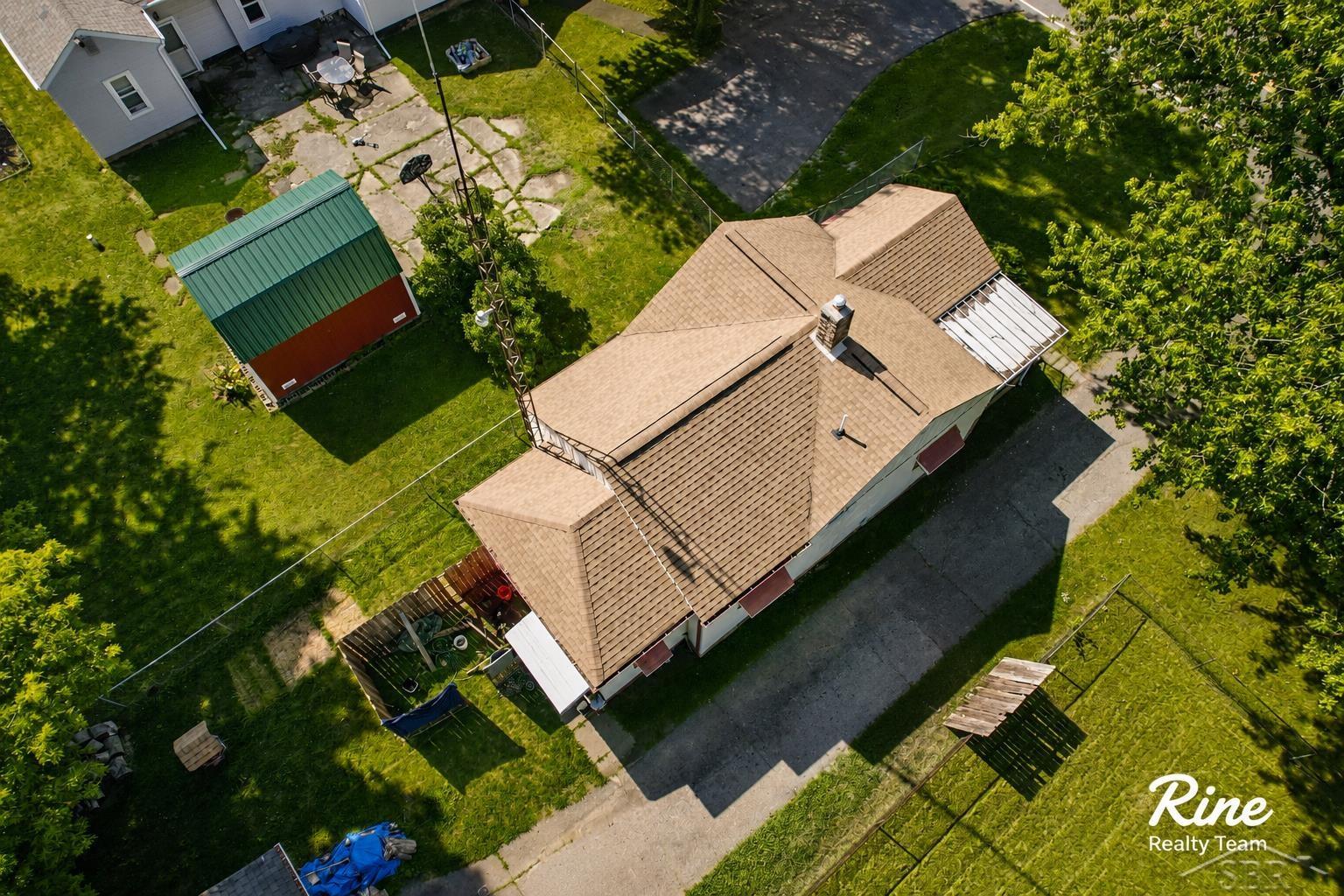 main property photo 35