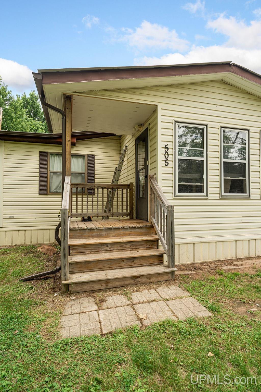 main property photo 21