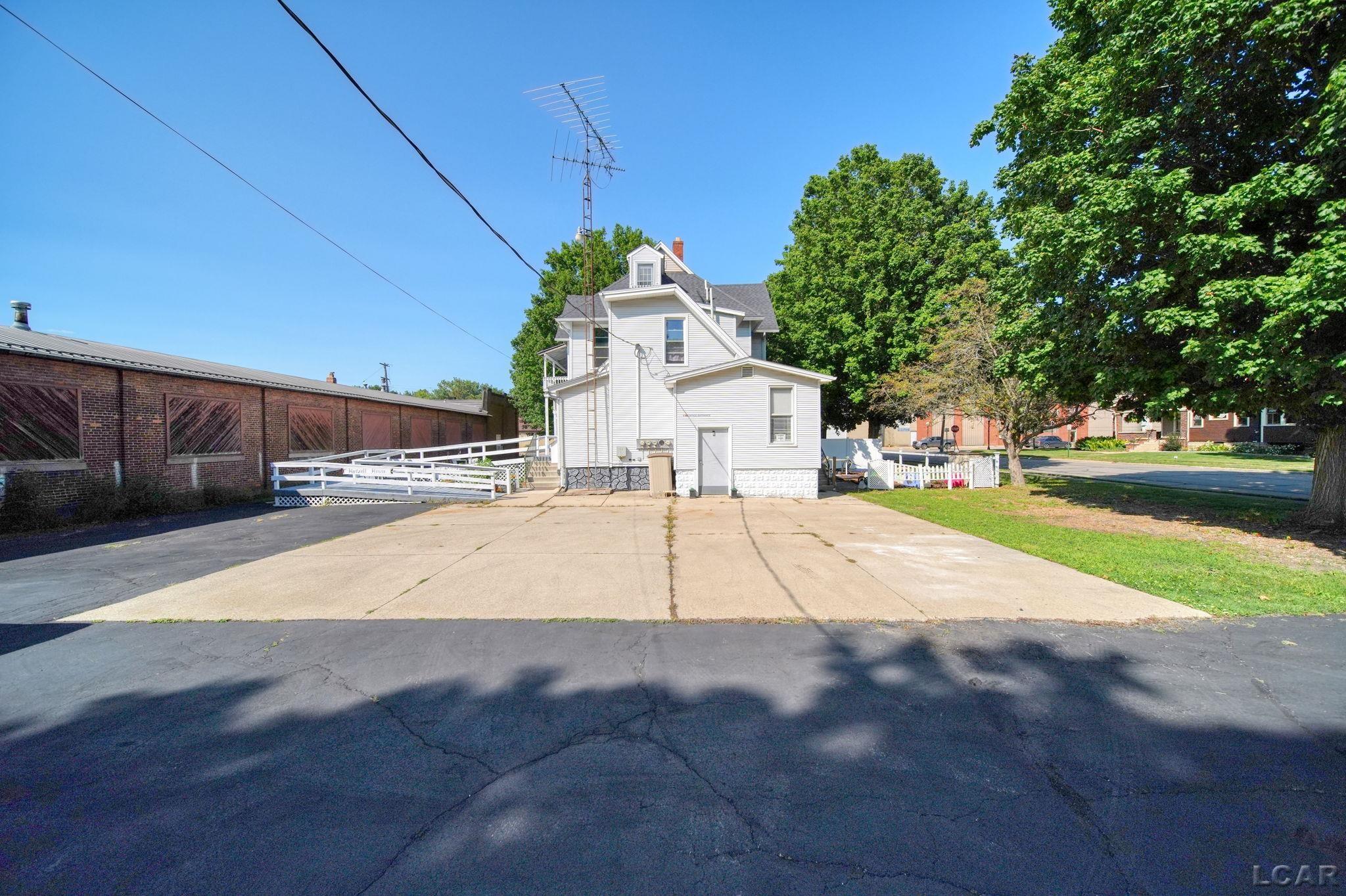 main property photo 58