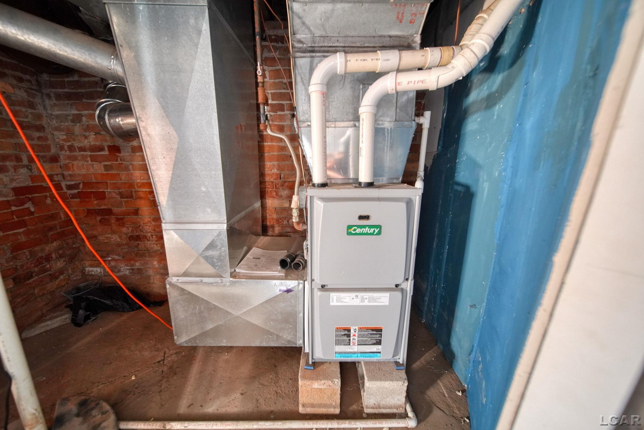 main property photo 50