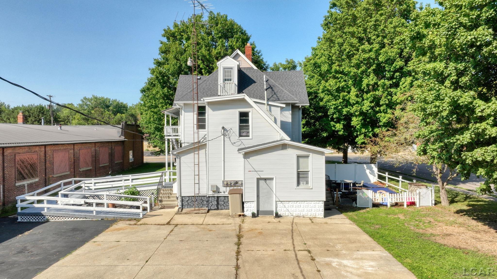 main property photo 64
