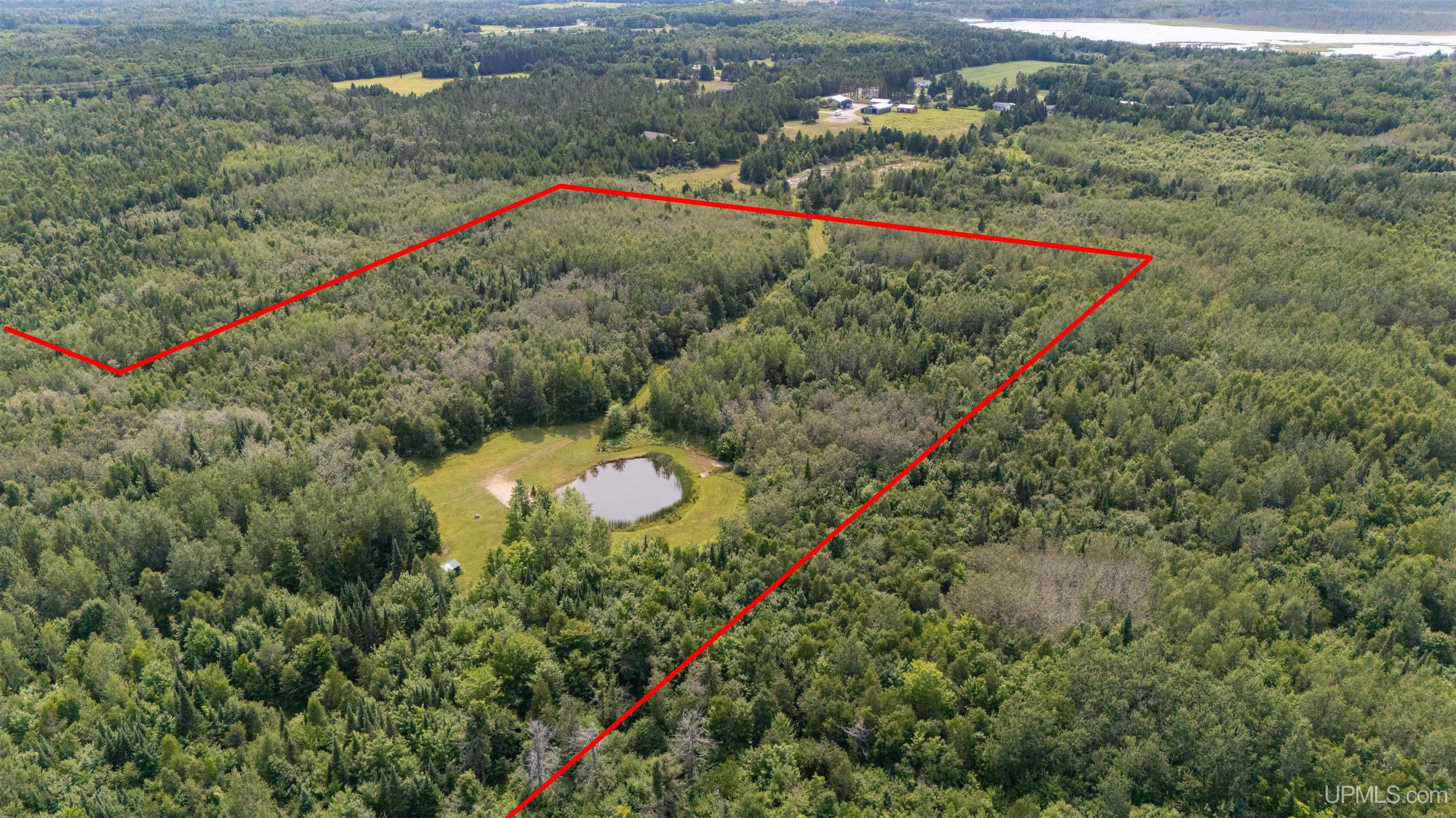 main property photo 19