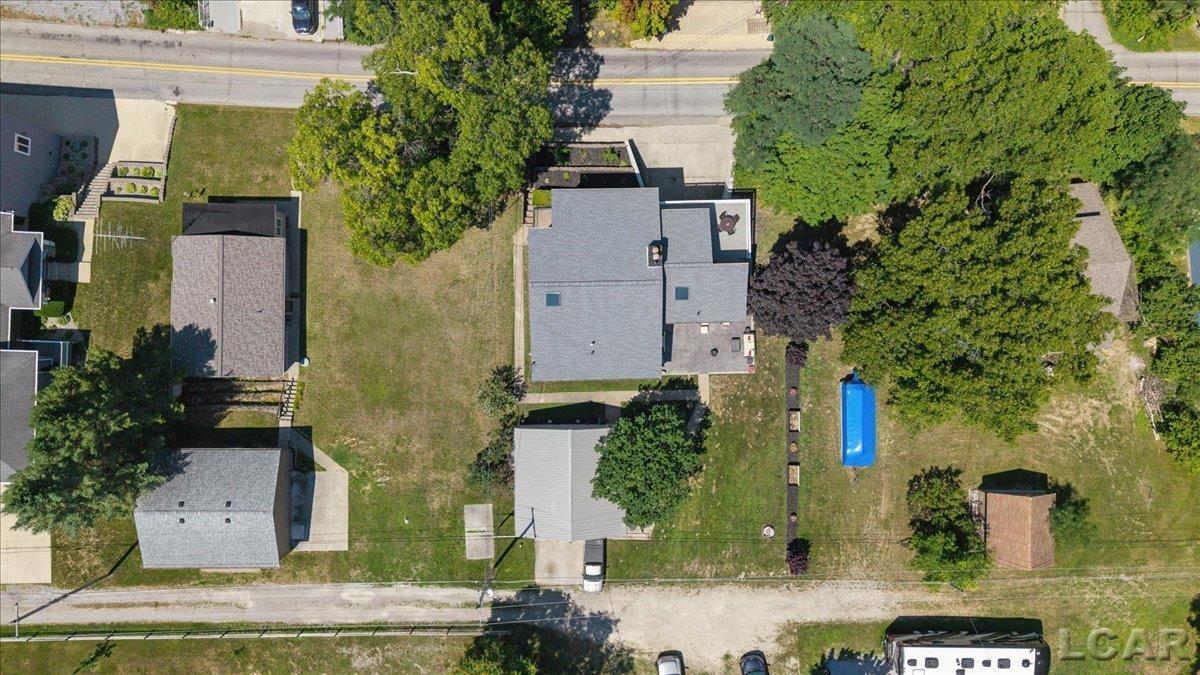 main property photo 42