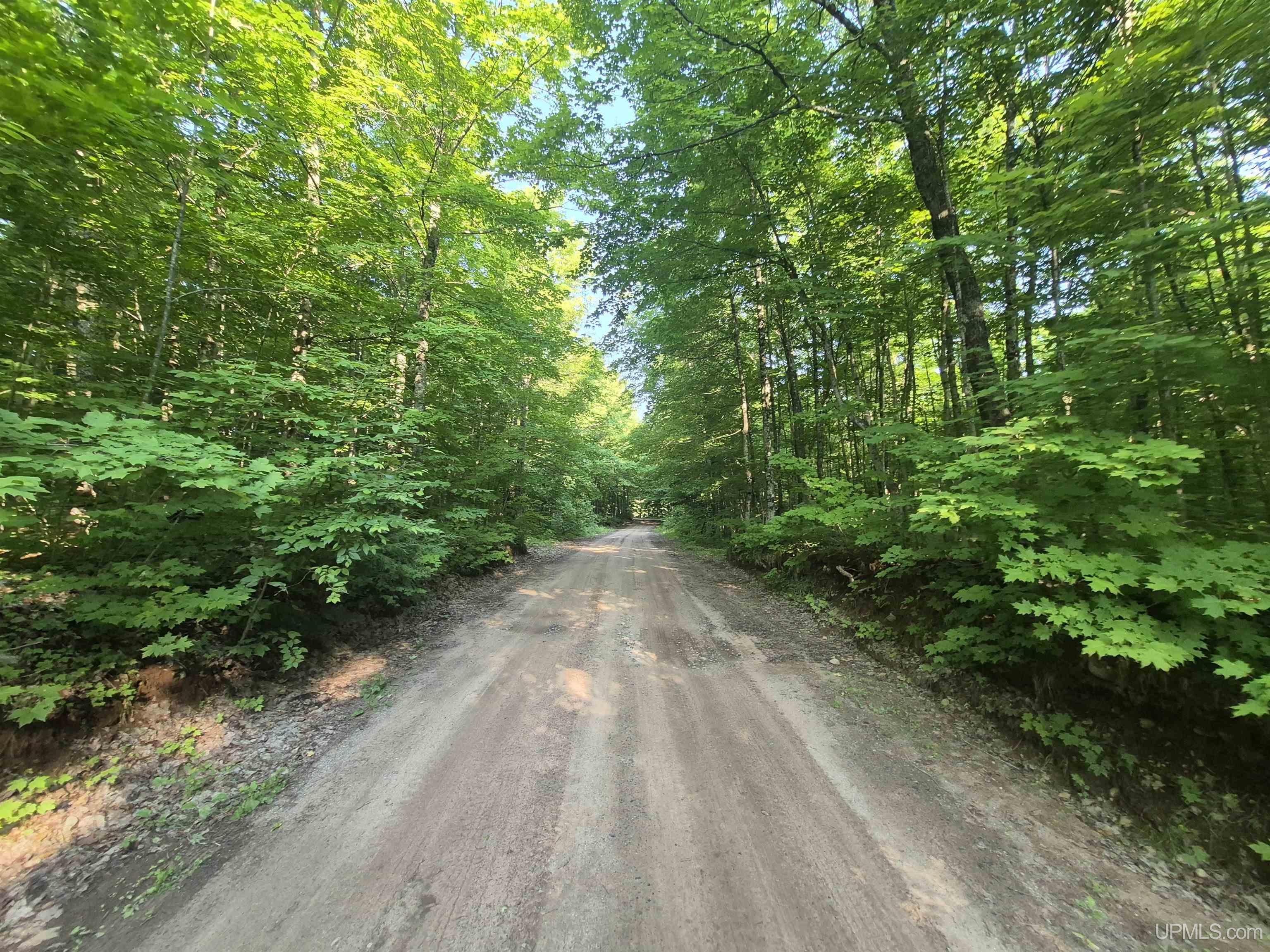 main property photo 20