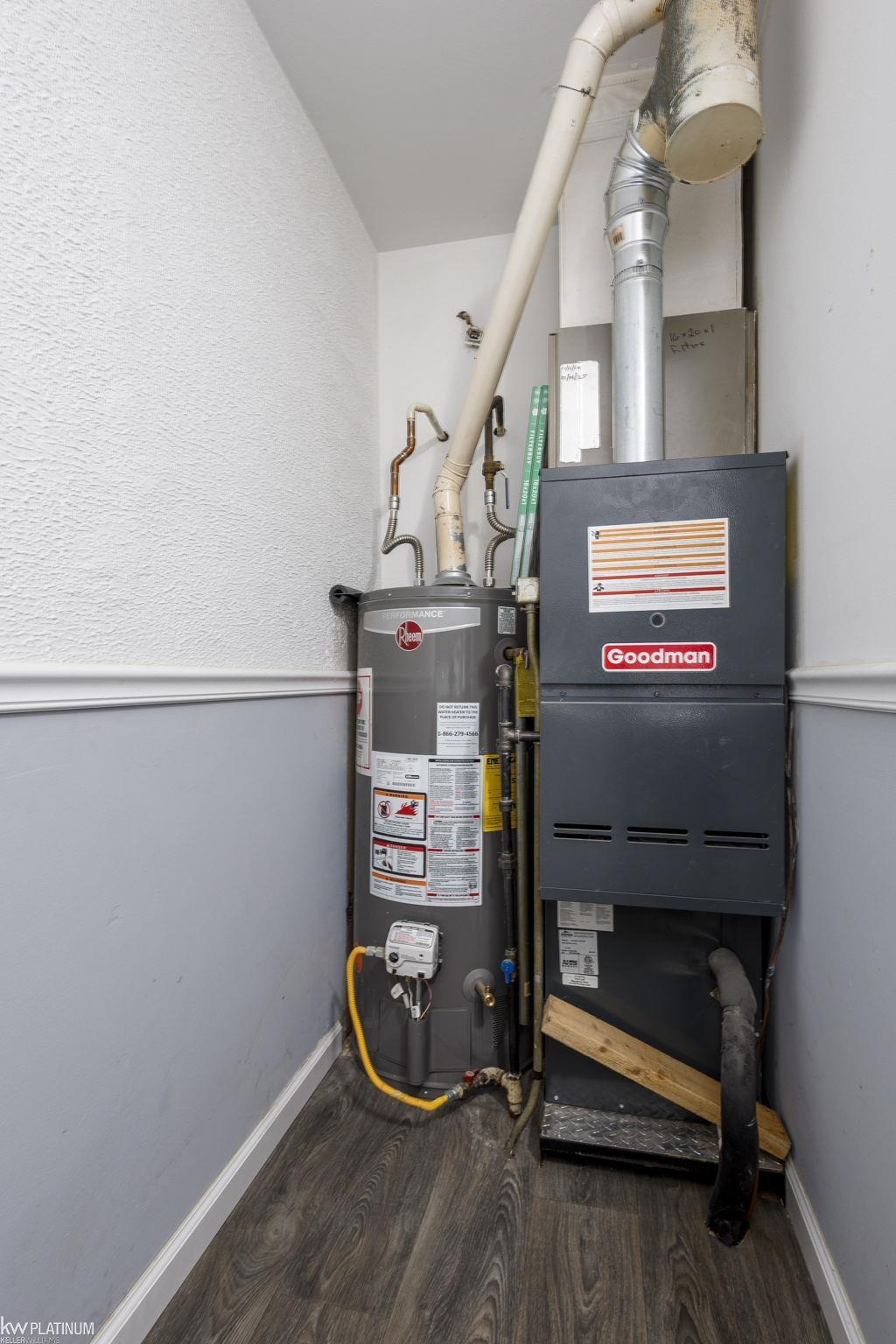 main property photo 23