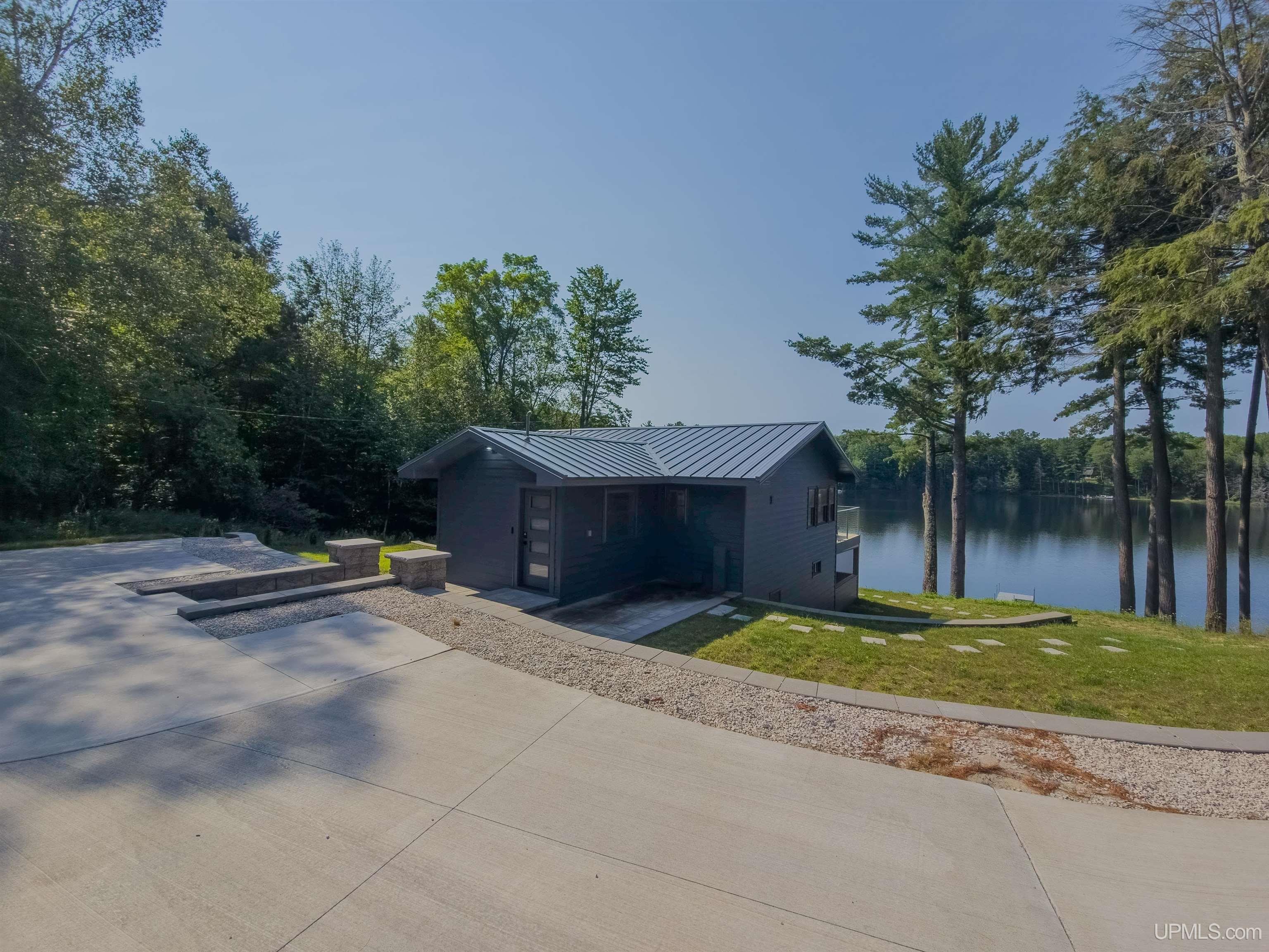 main property photo 51