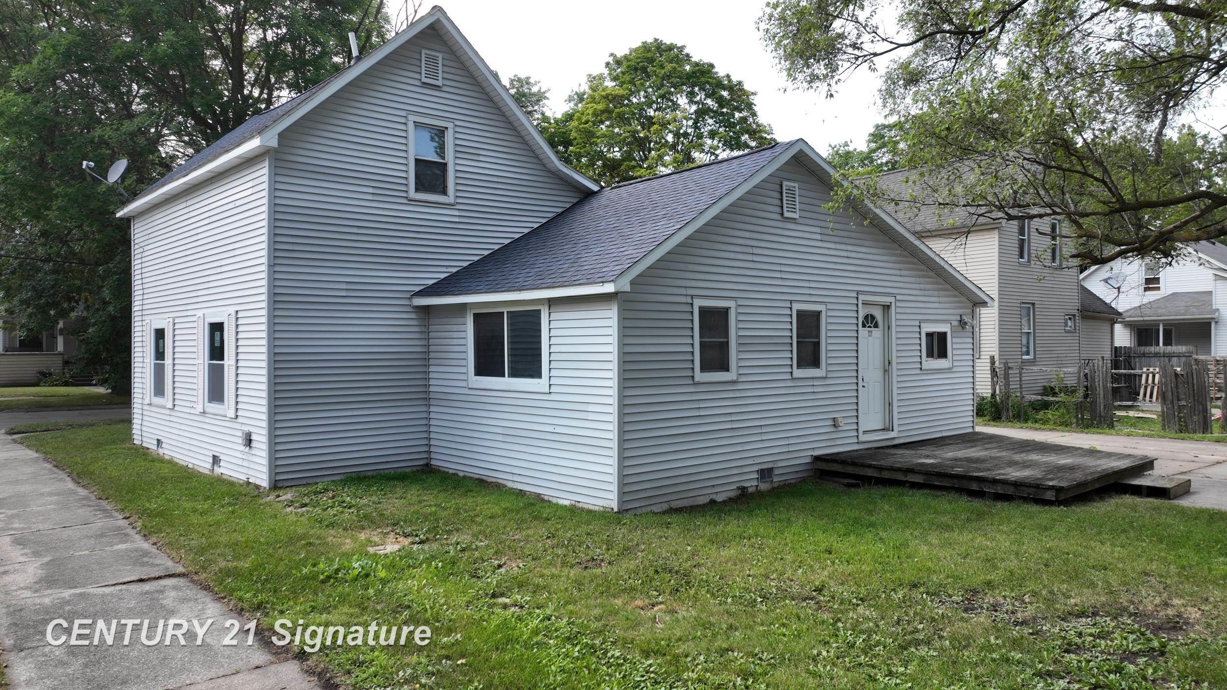 main property photo 6