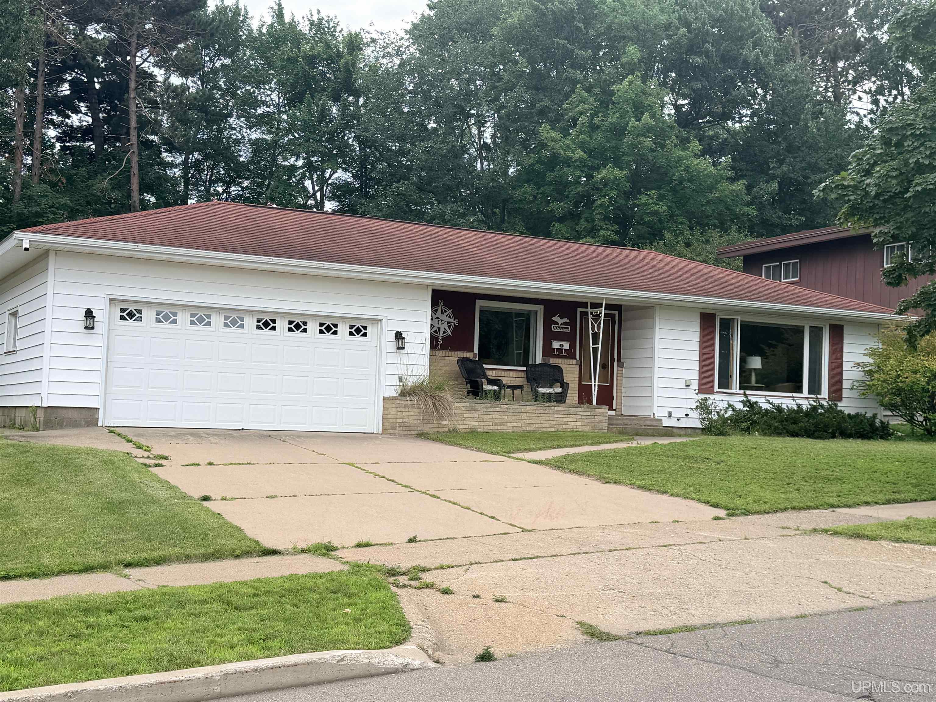 property viewer photo 1