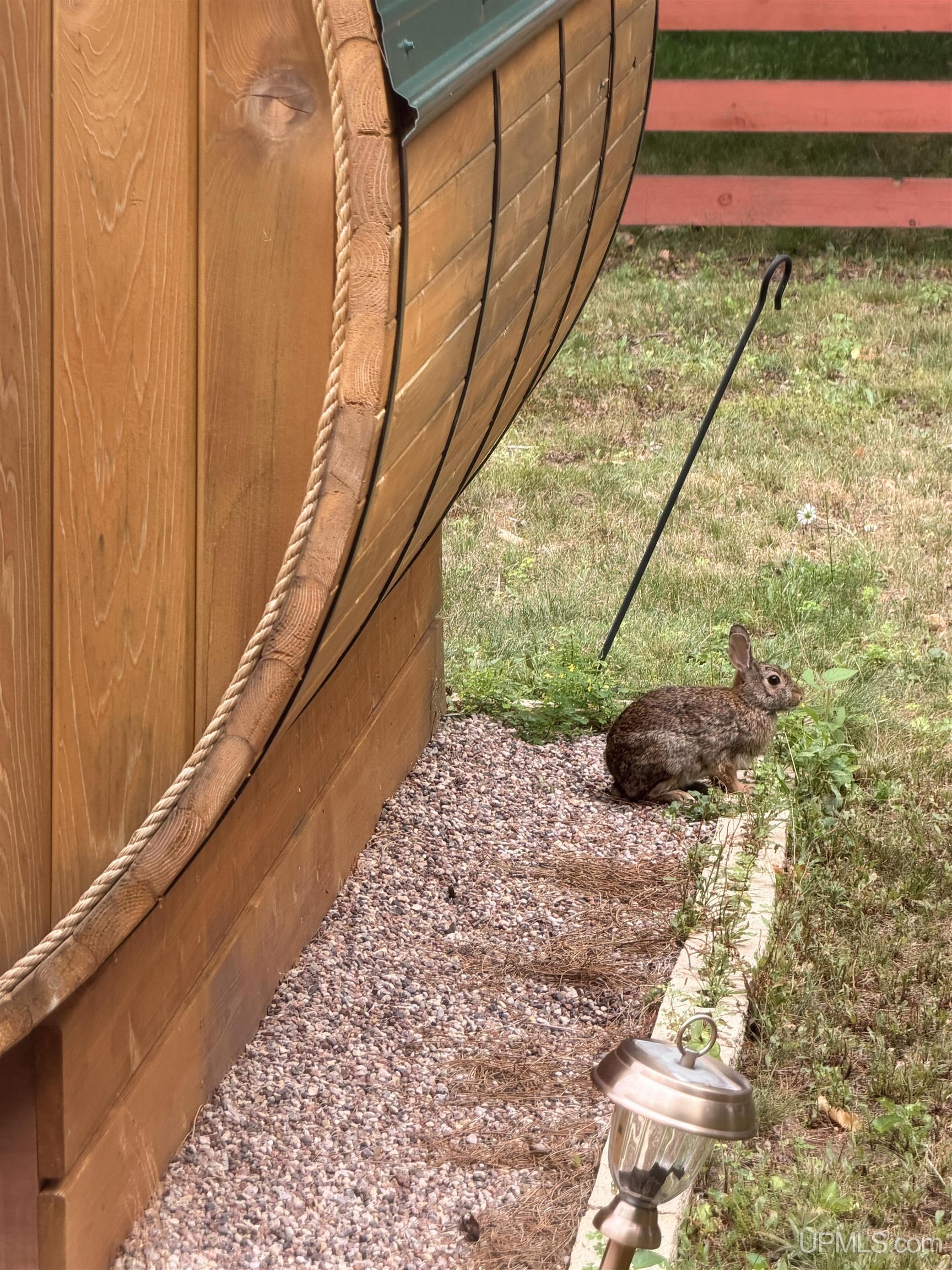 property viewer photo 10