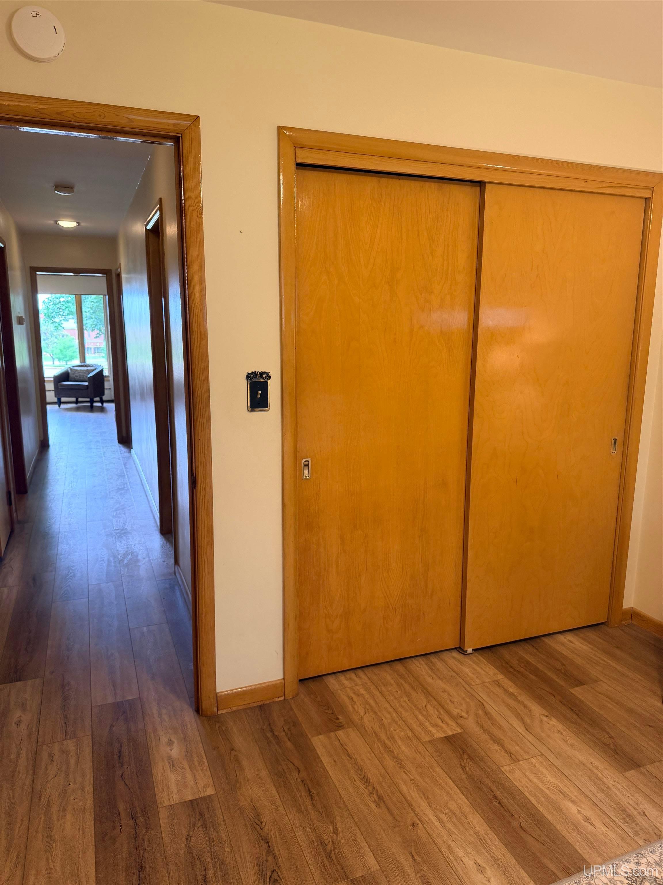 property viewer photo 36
