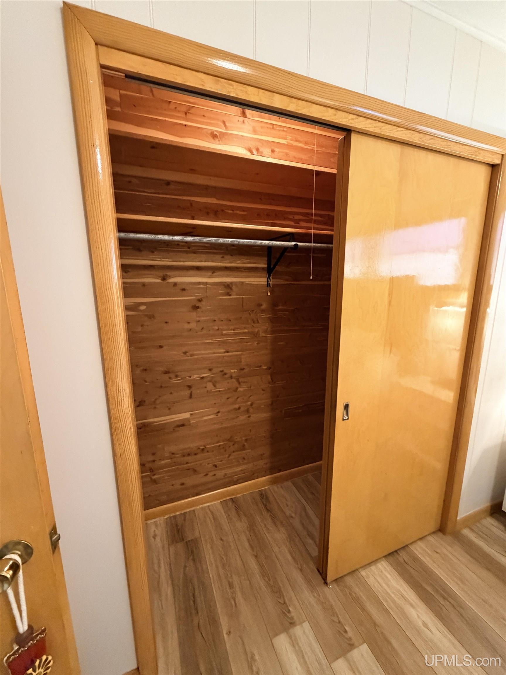property viewer photo 41