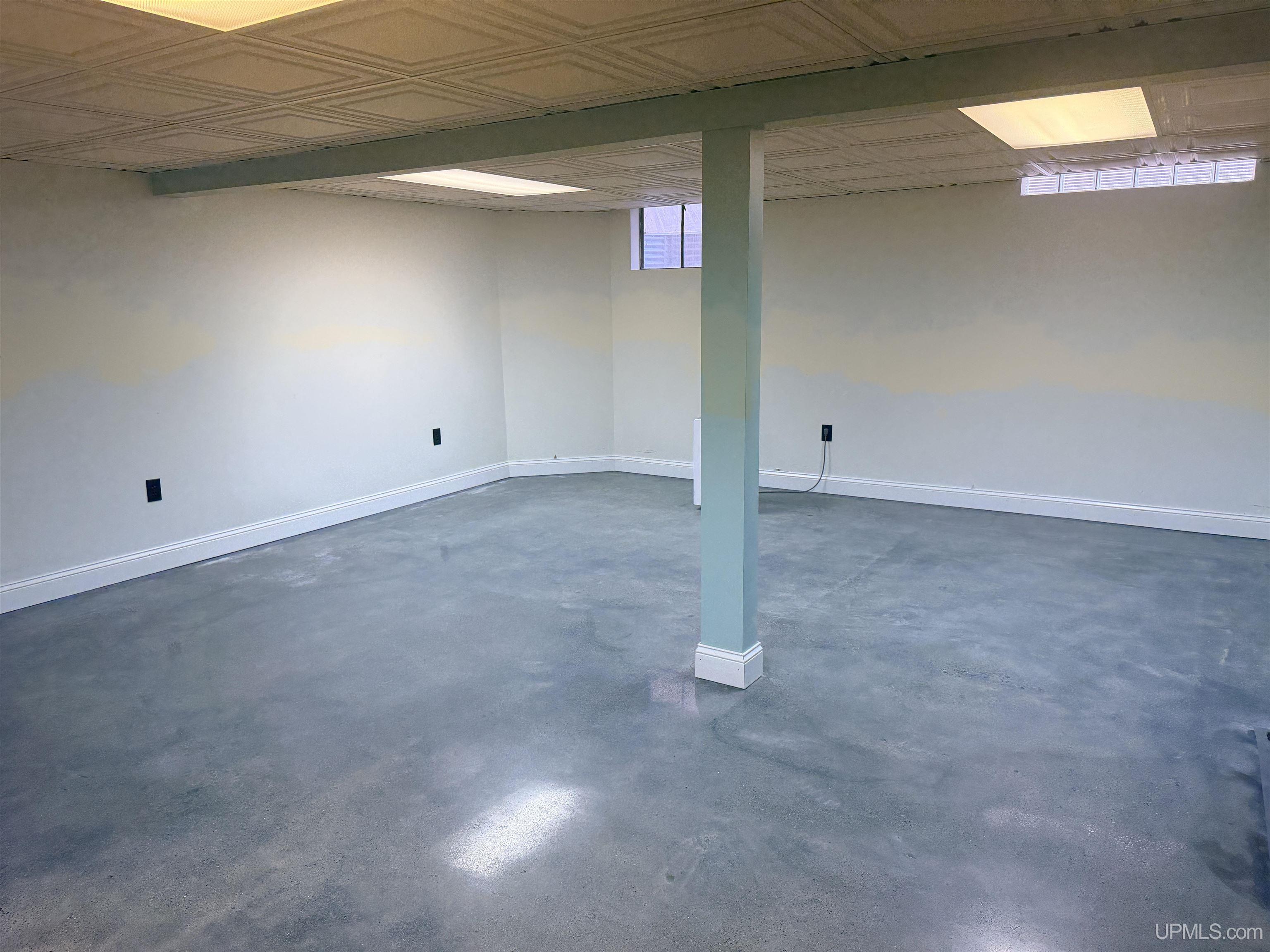 property viewer photo 42