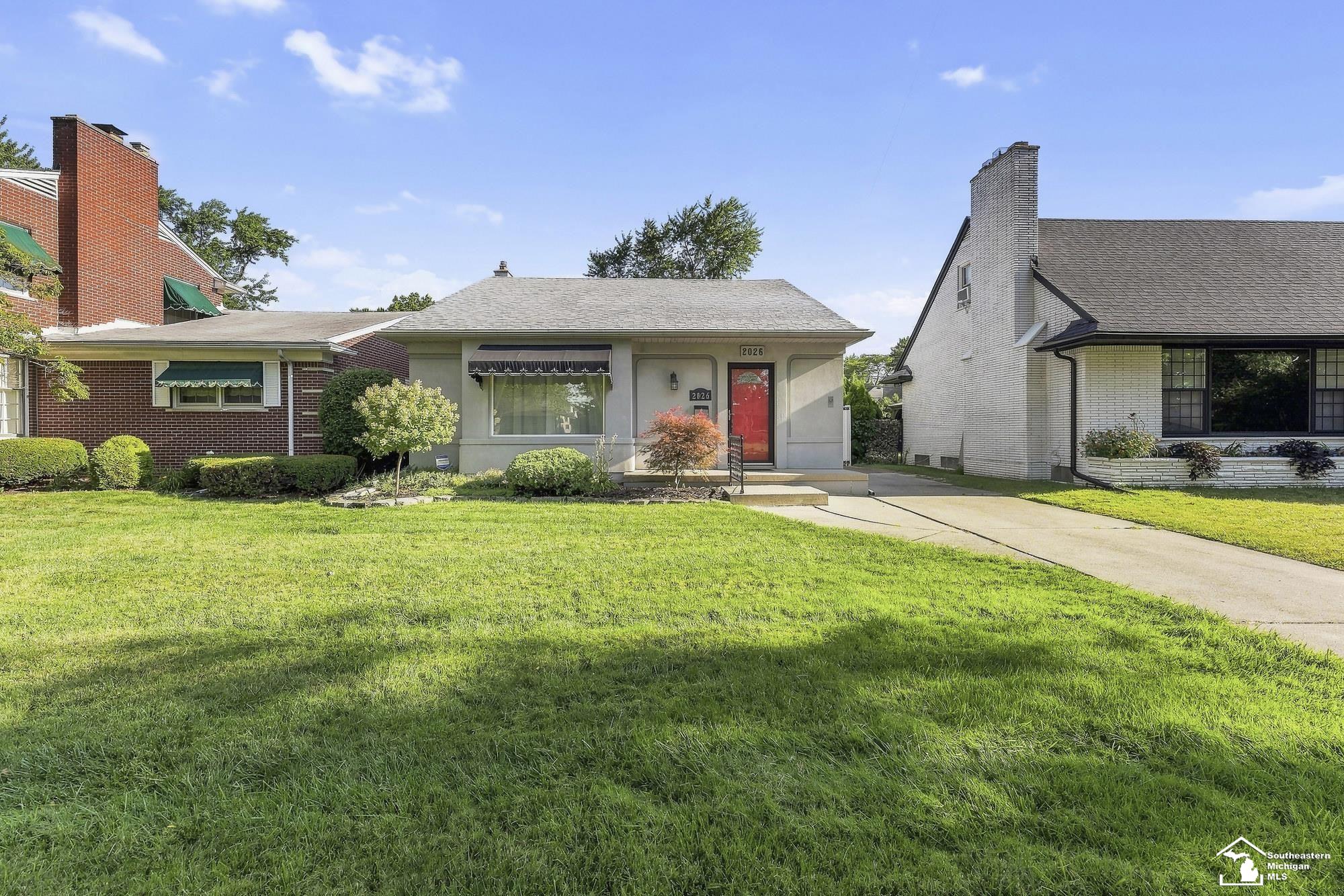 main property photo 1