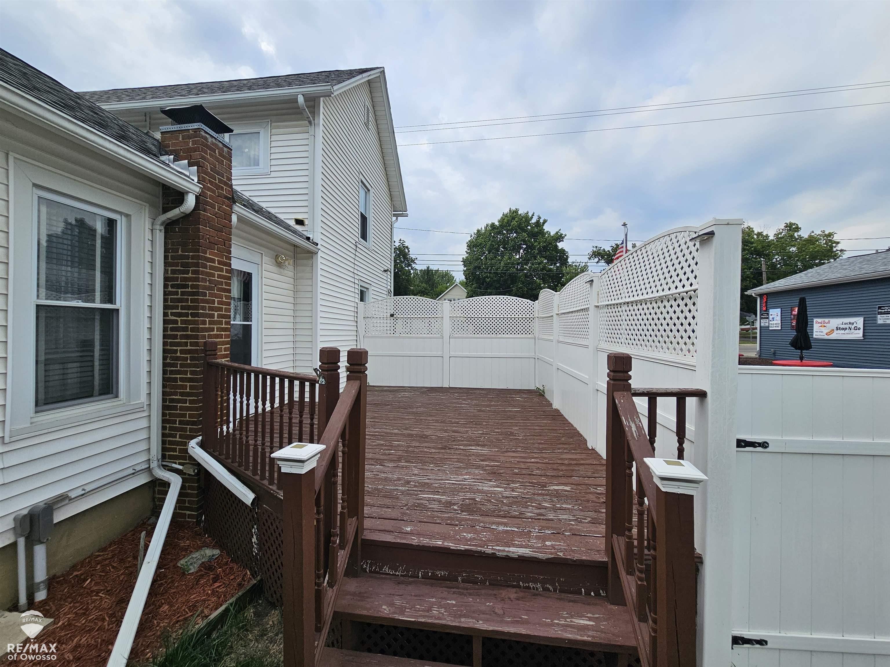 main property photo 23