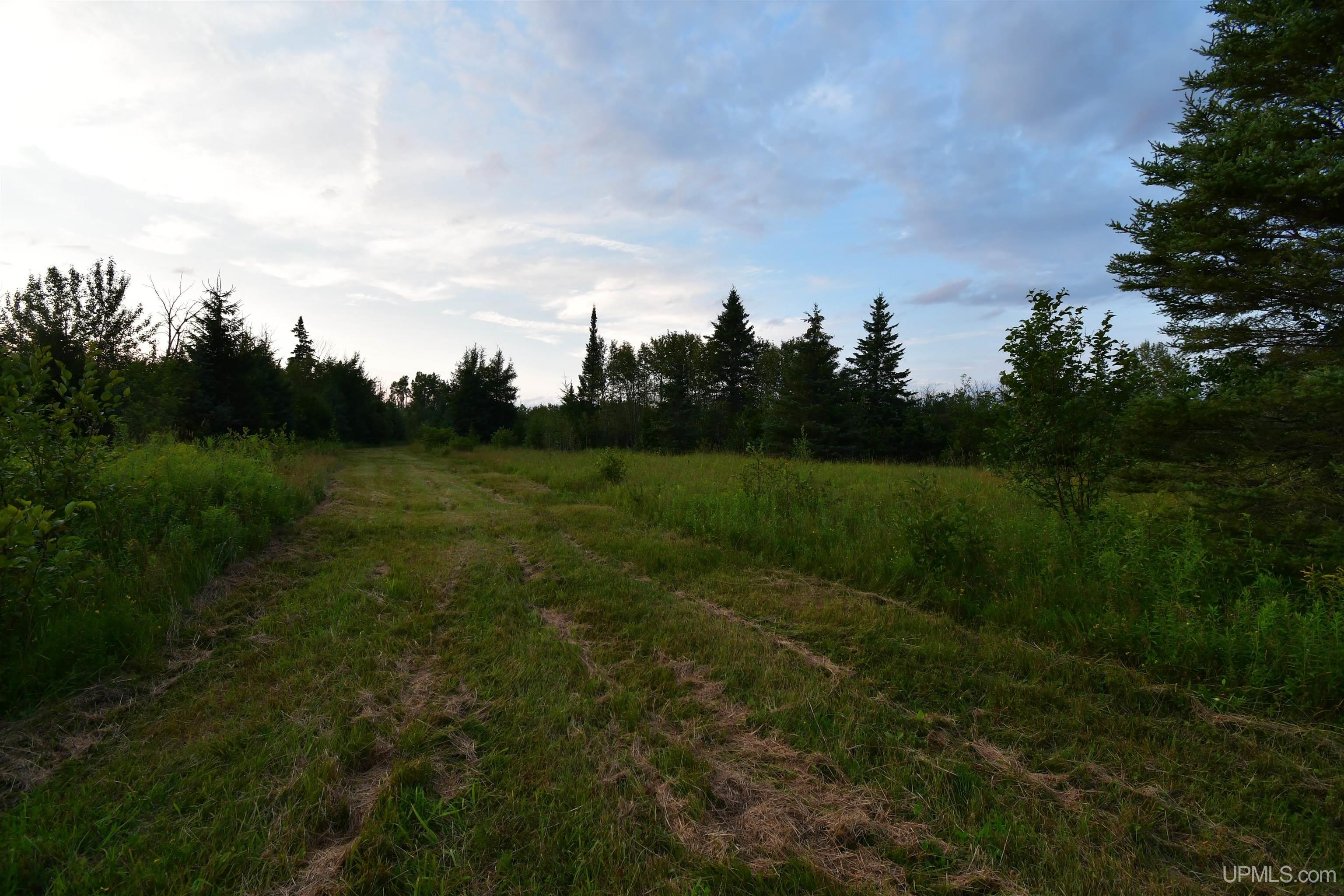main property photo 19