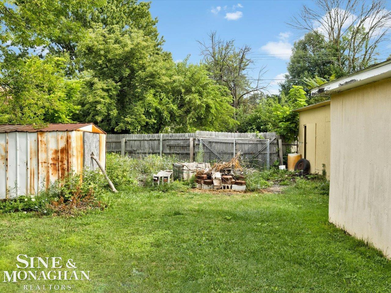 main property photo 21