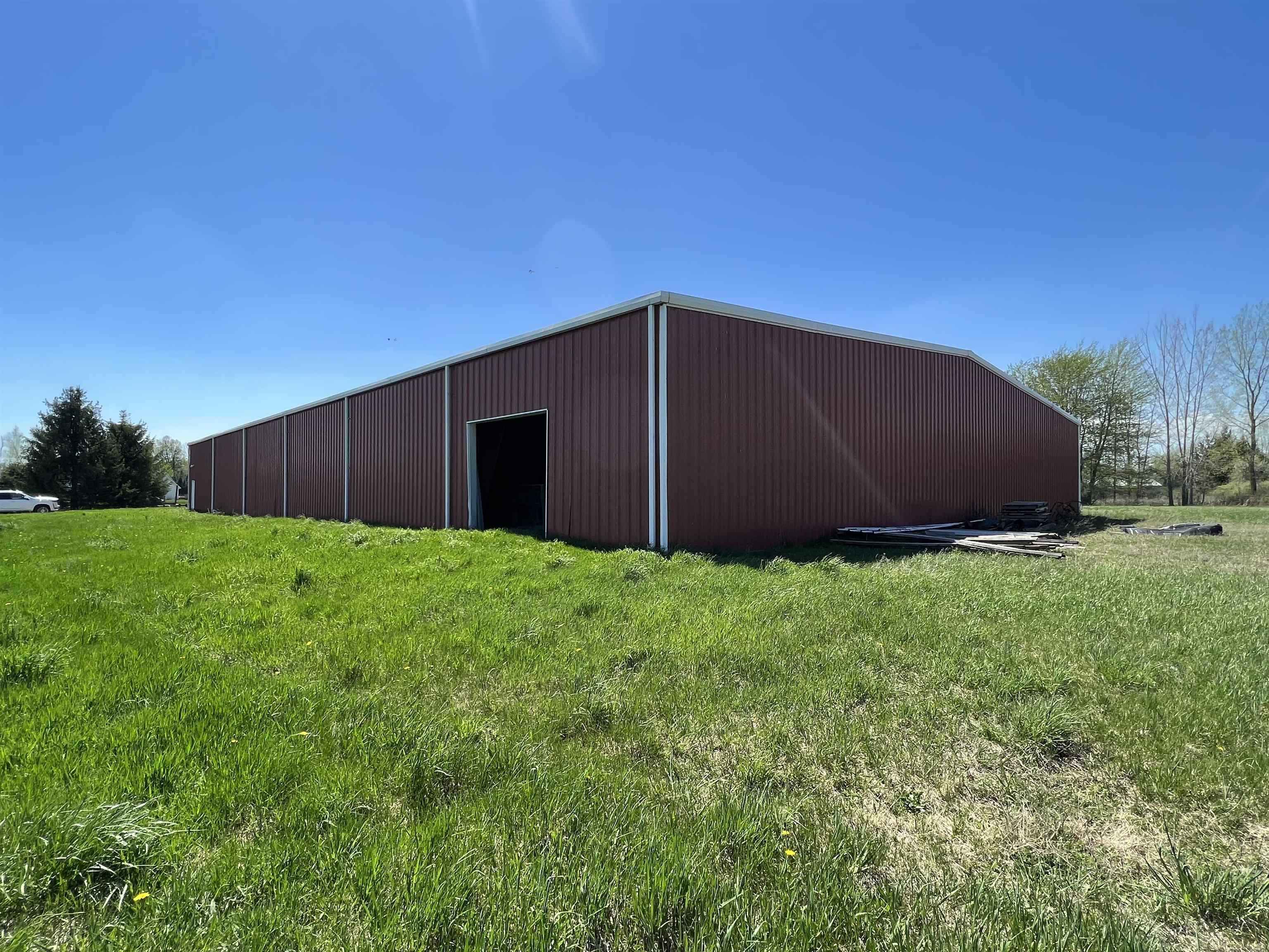 main property photo 25