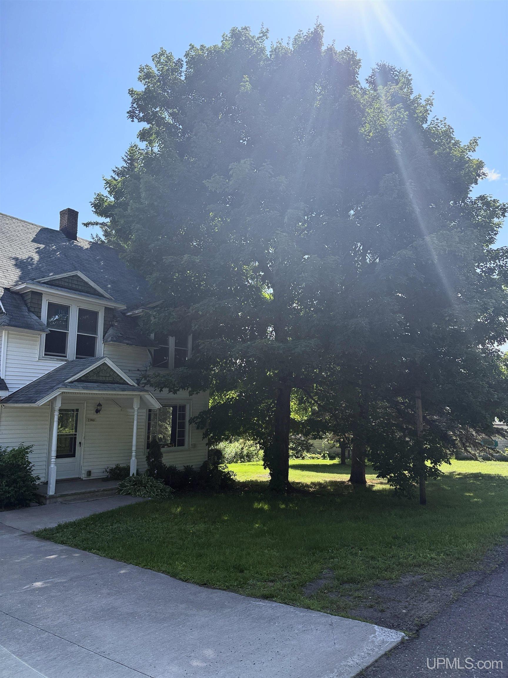 main property photo 39