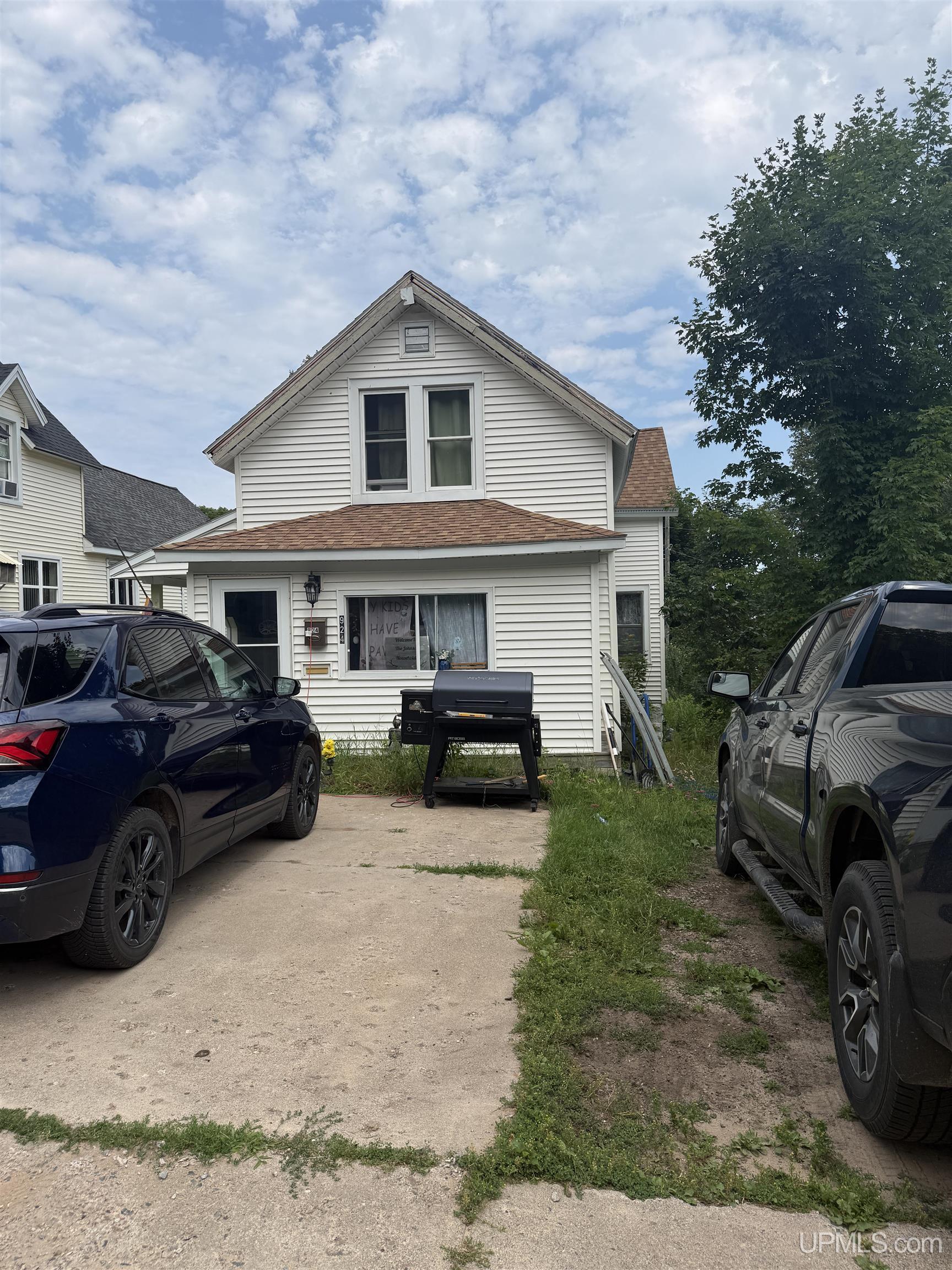 main property photo 16