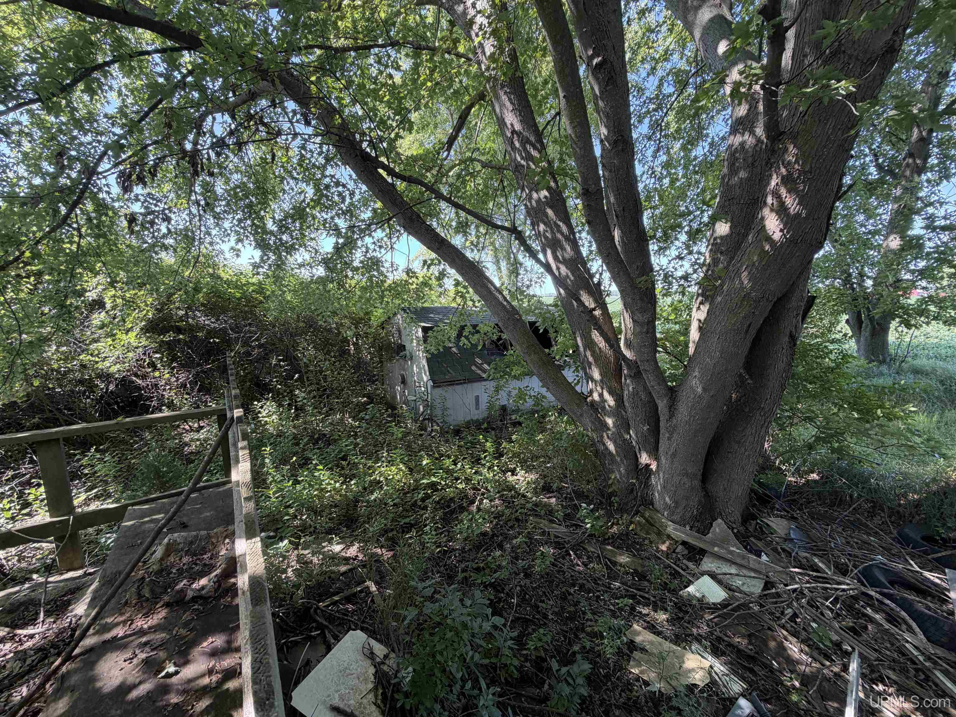 main property photo 70