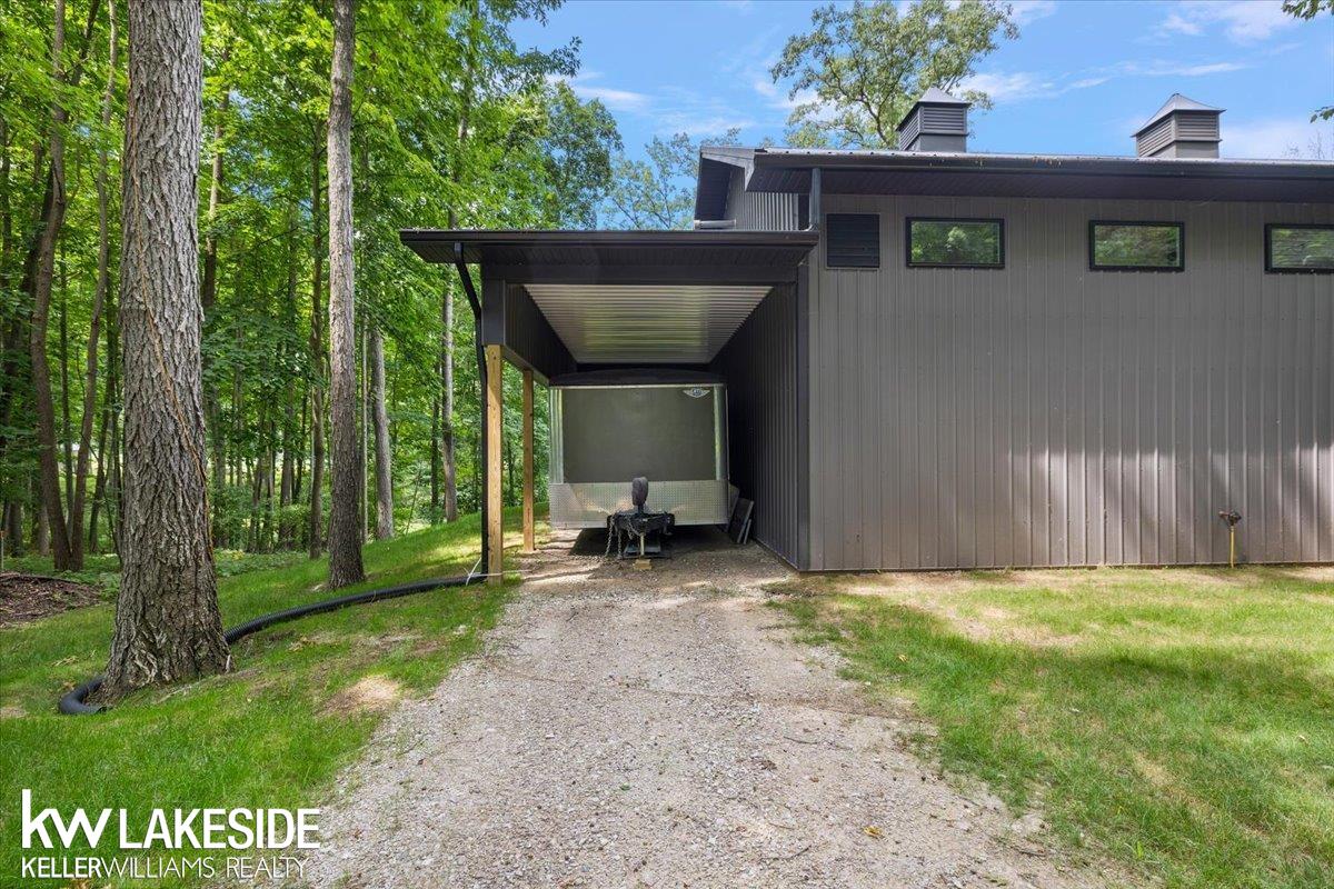 main property photo 89