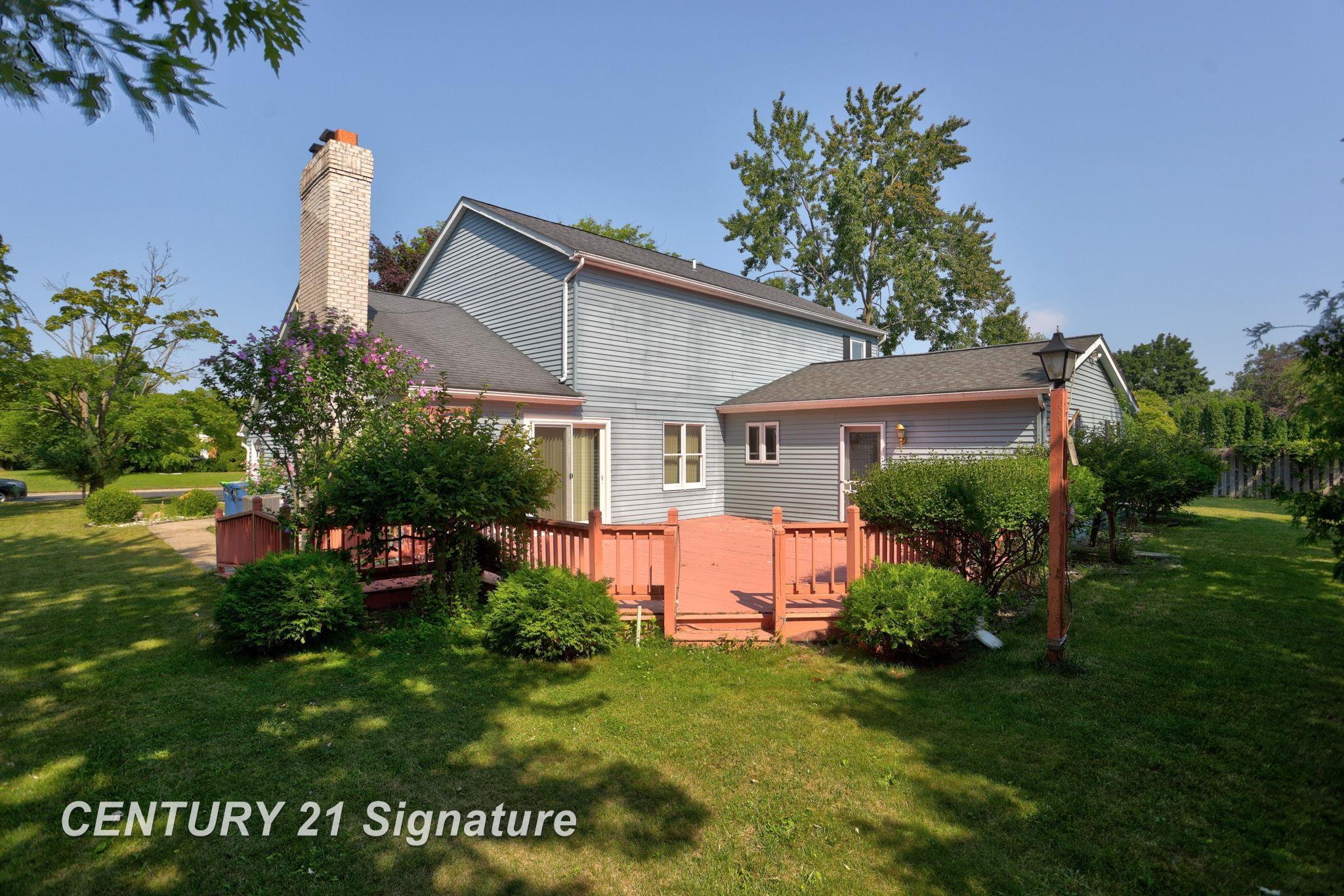 main property photo 37