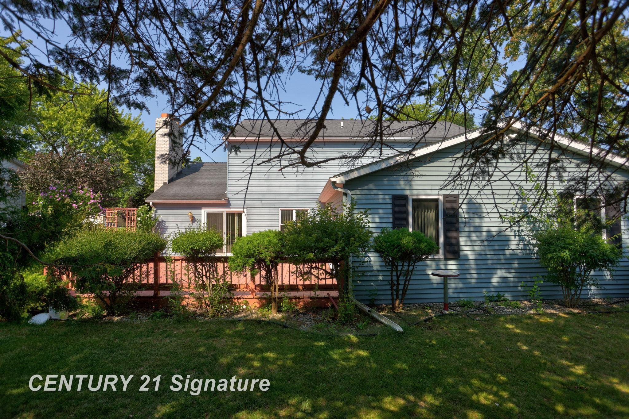 main property photo 41