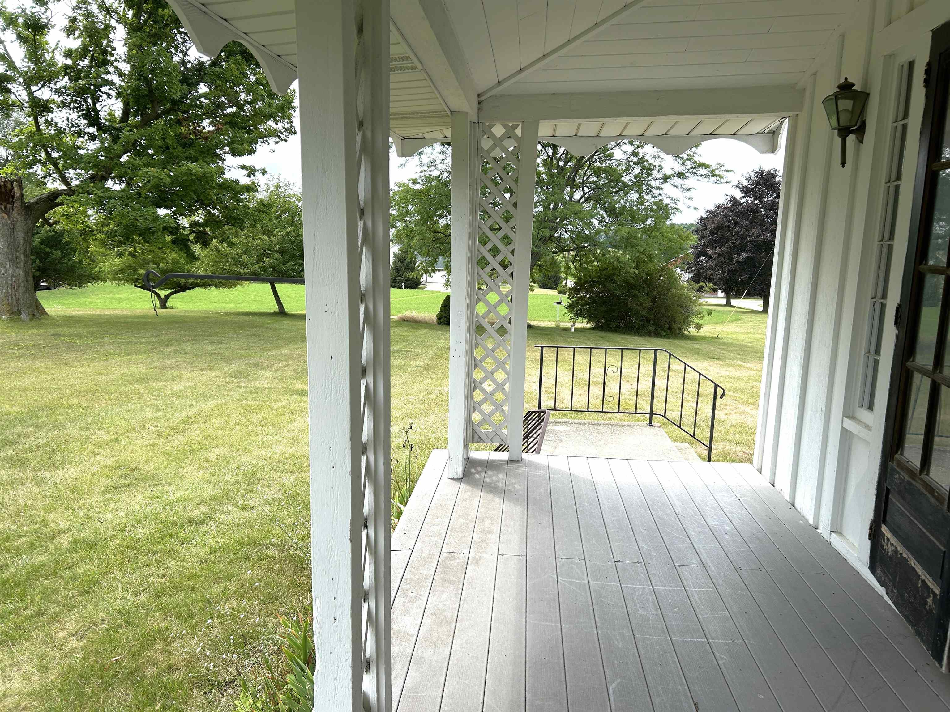 main property photo 29