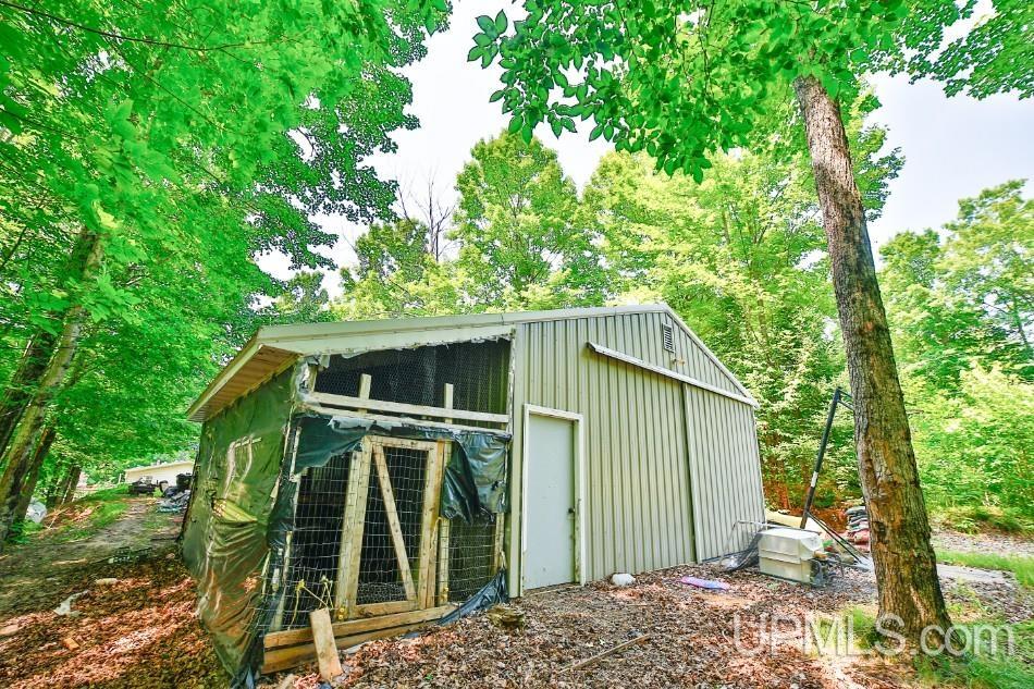 main property photo 75