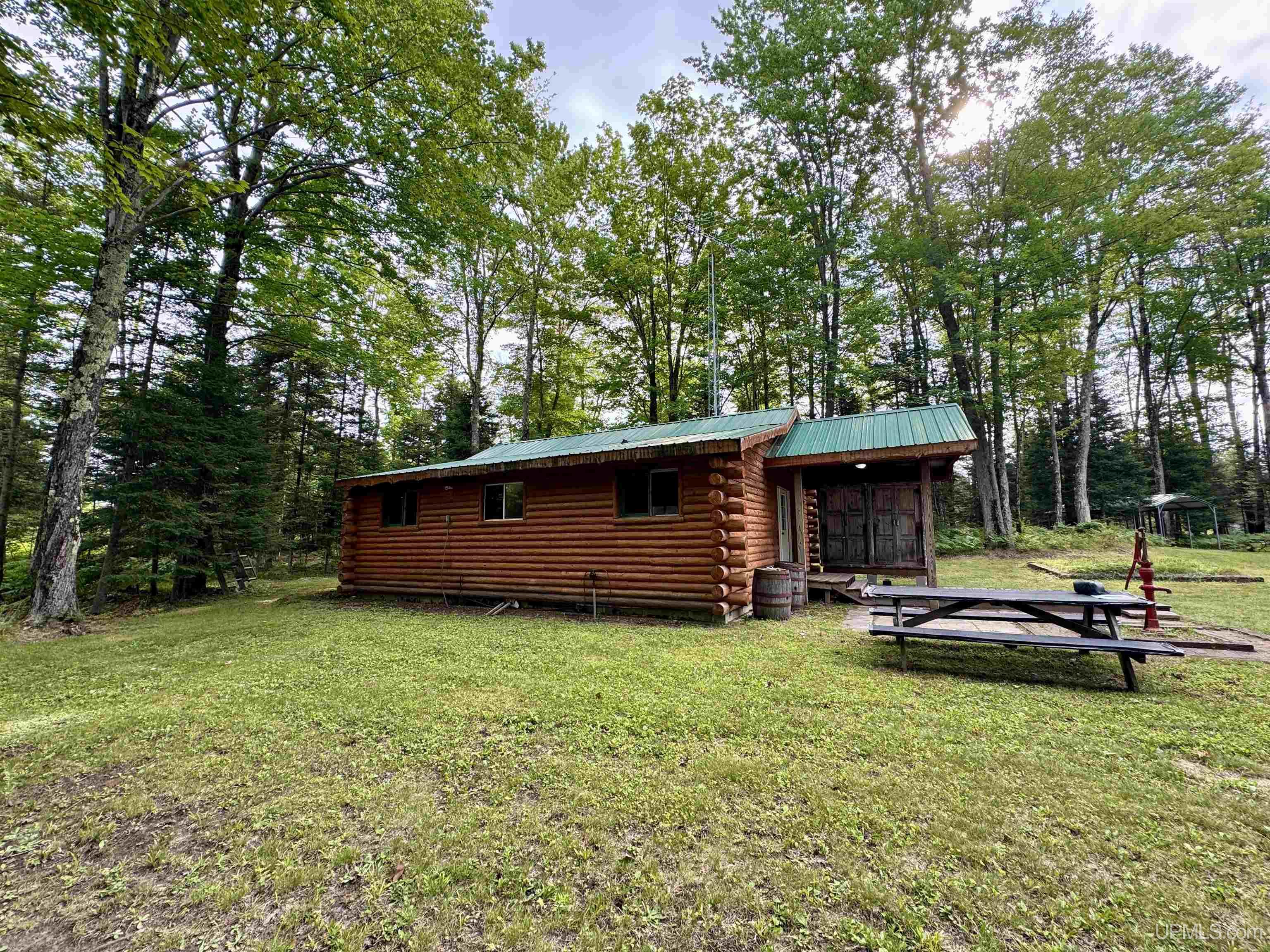 main property photo 7