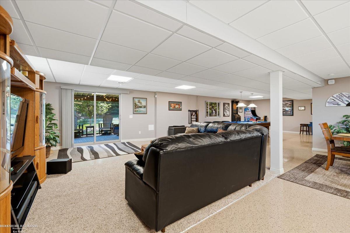 main property photo 61