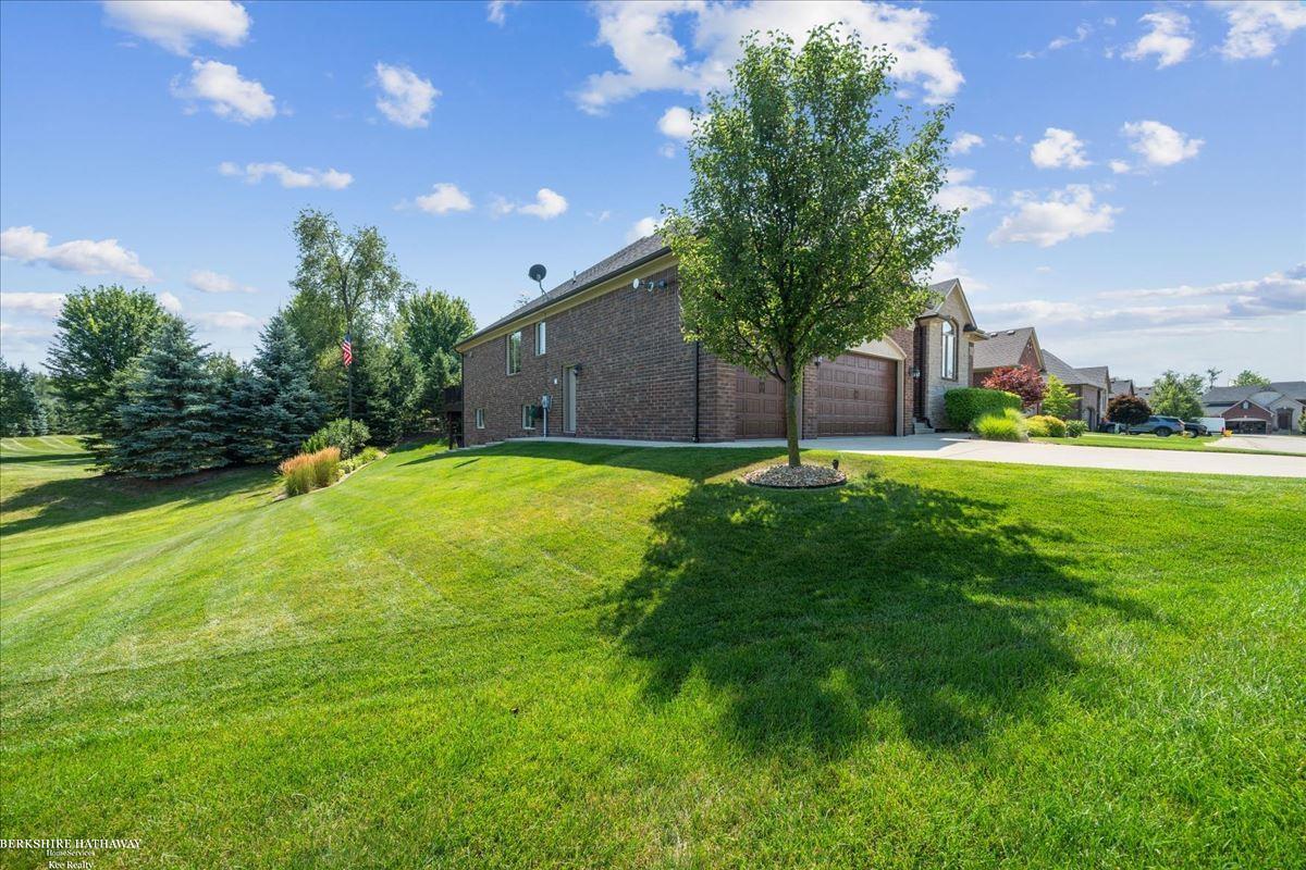 main property photo 79