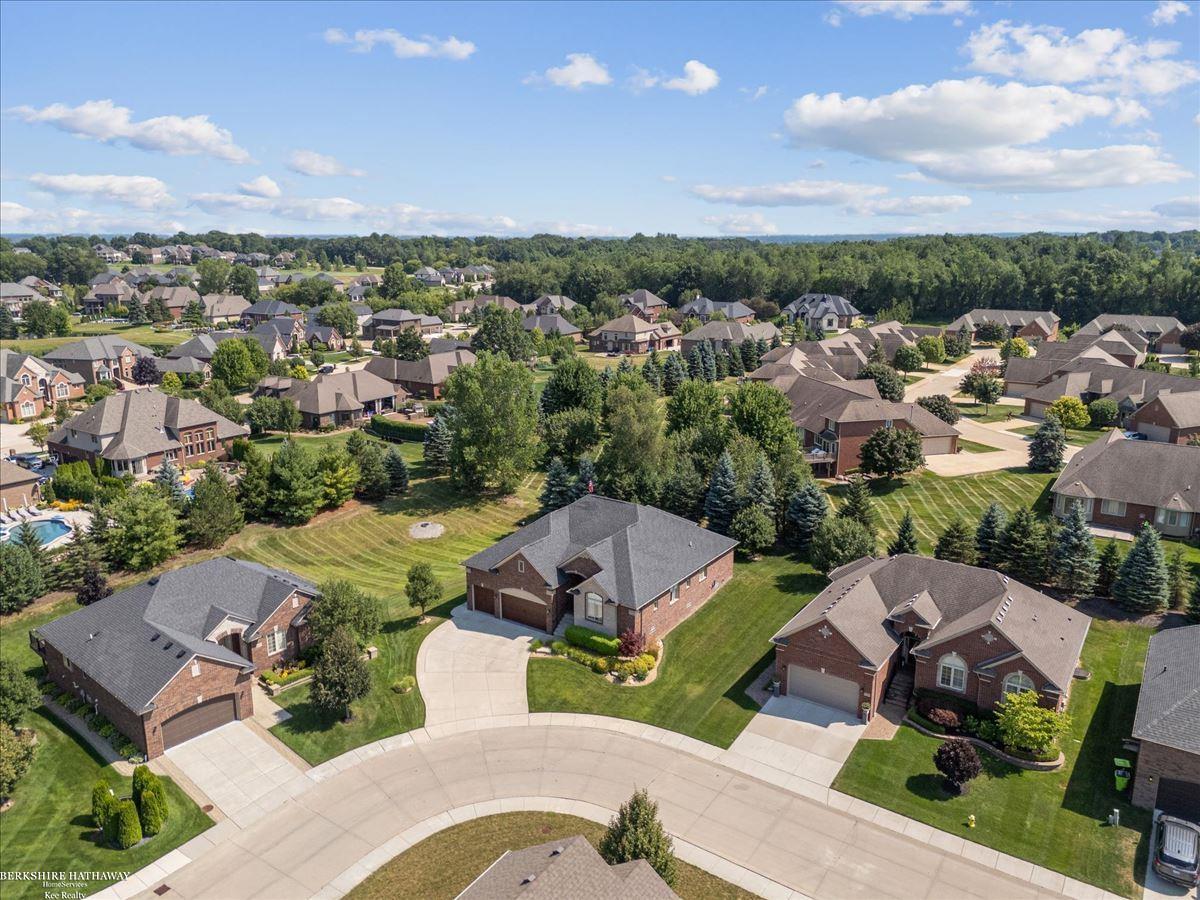 main property photo 89