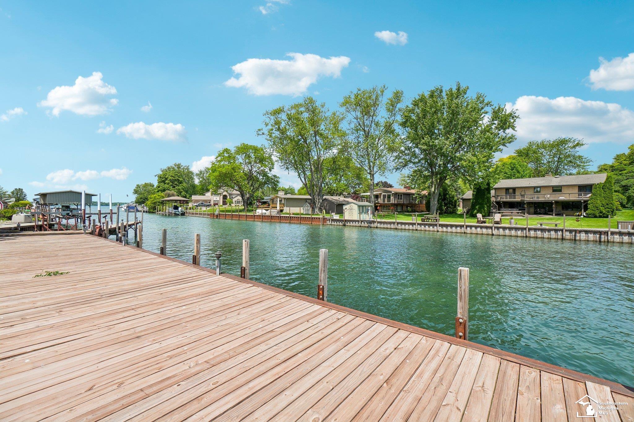 main property photo 50