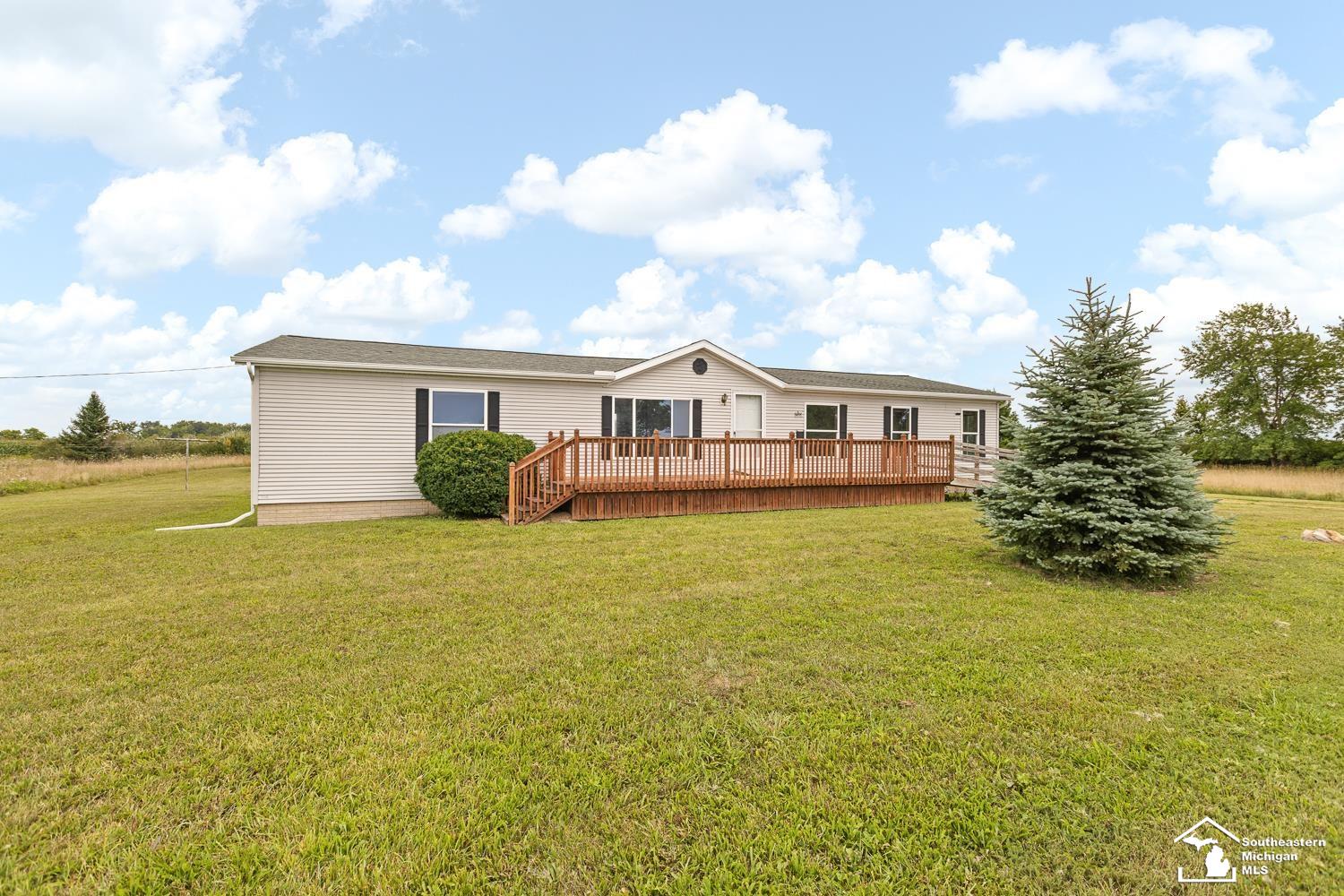 main property photo 28