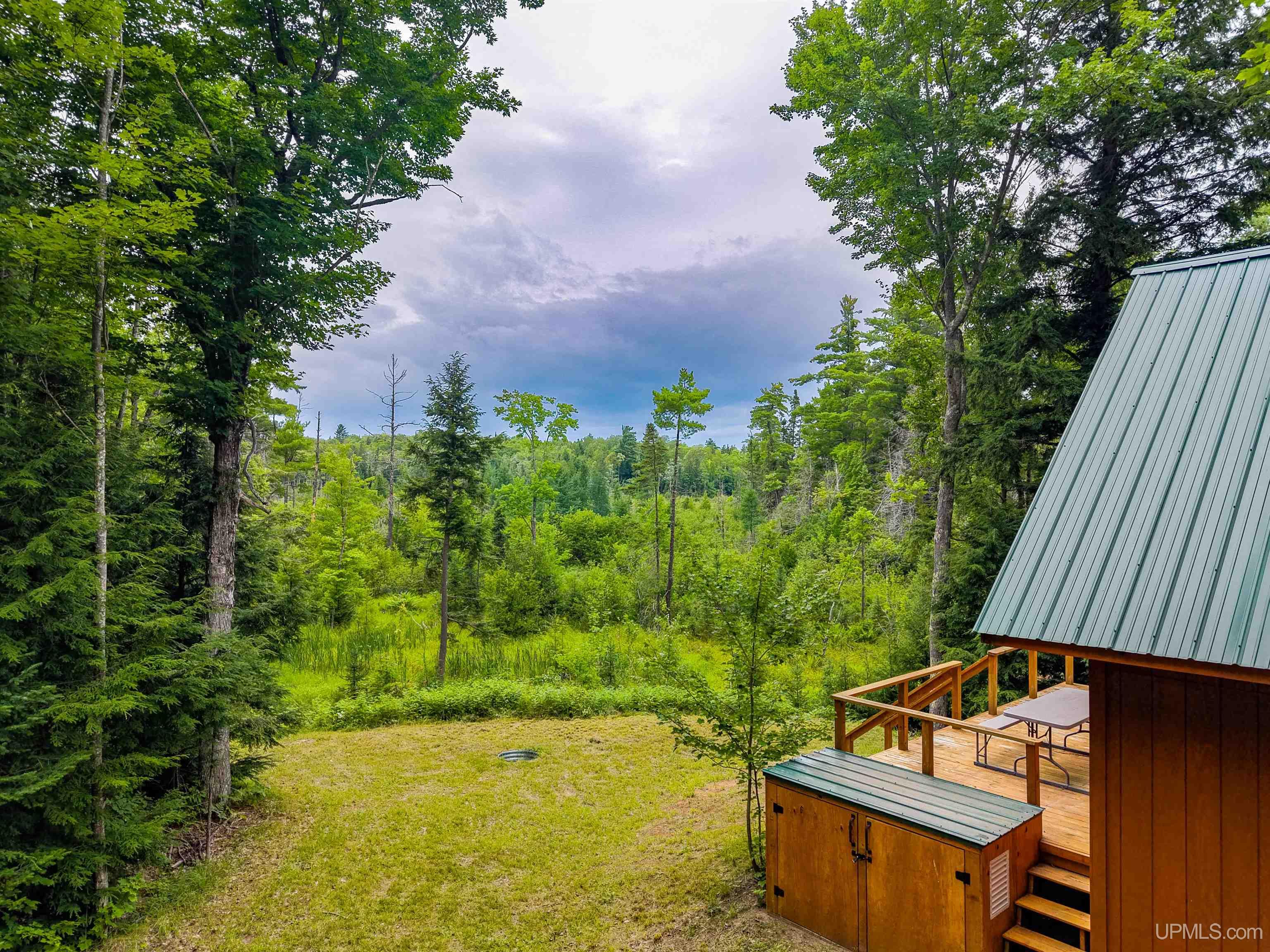 main property photo 28
