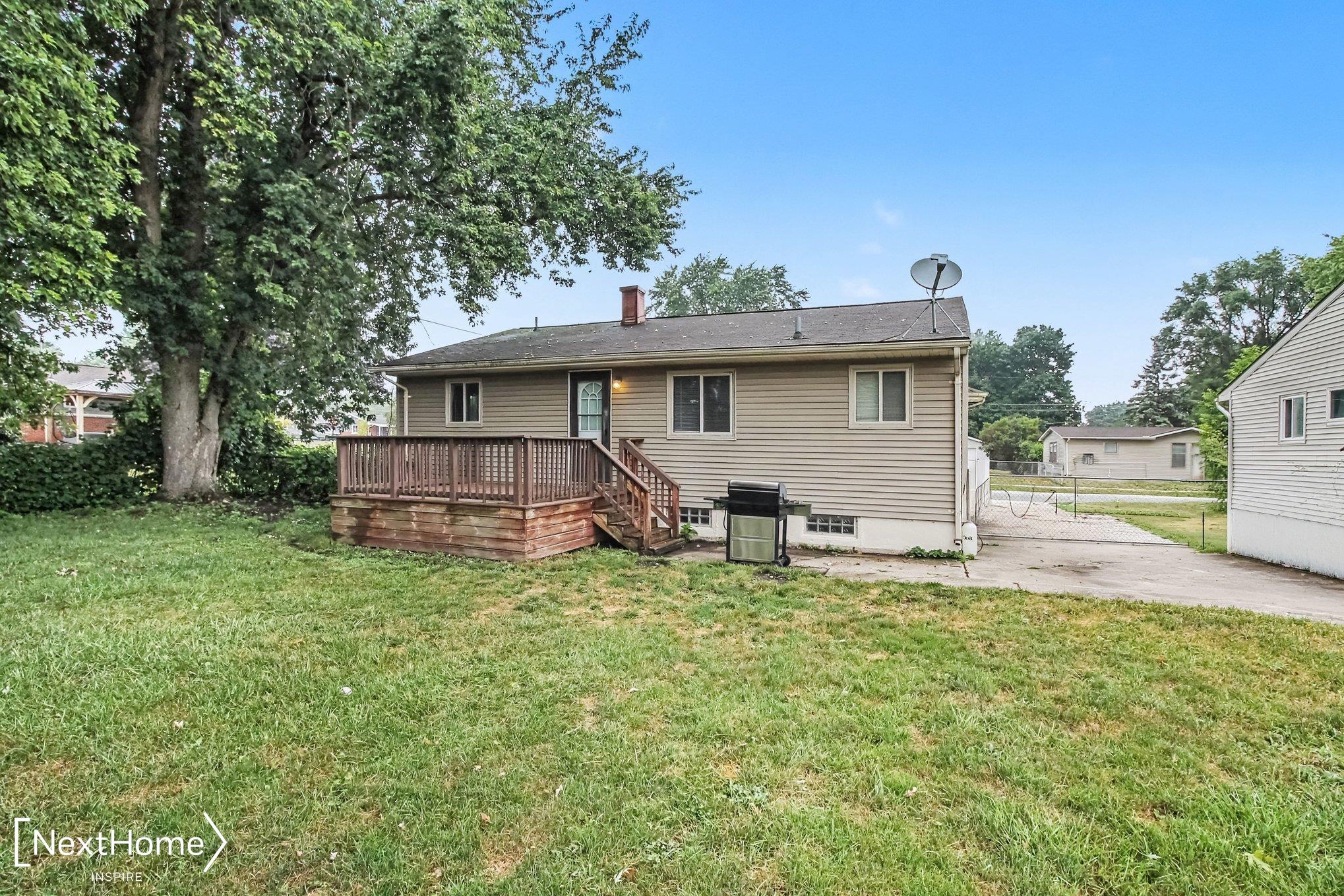 main property photo 16