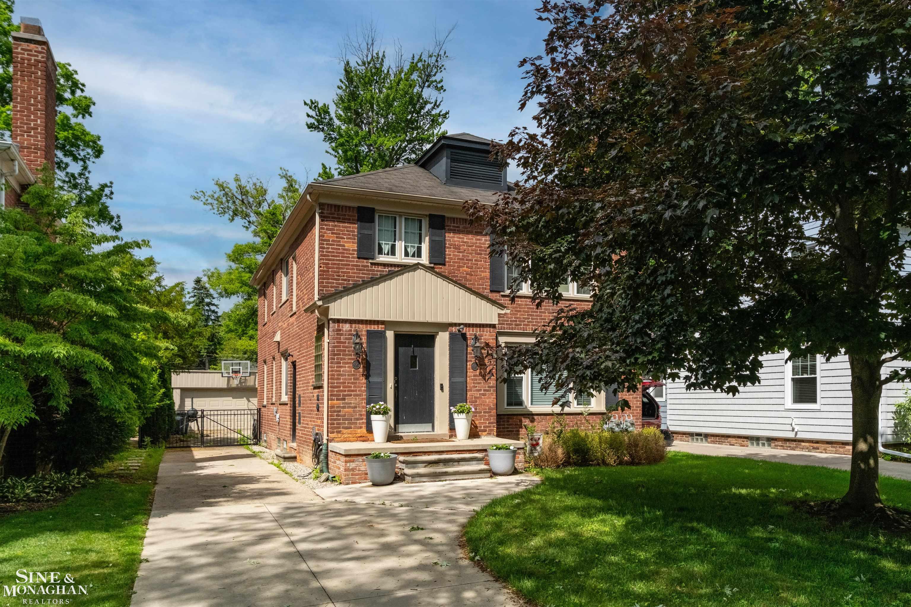 main property photo 22
