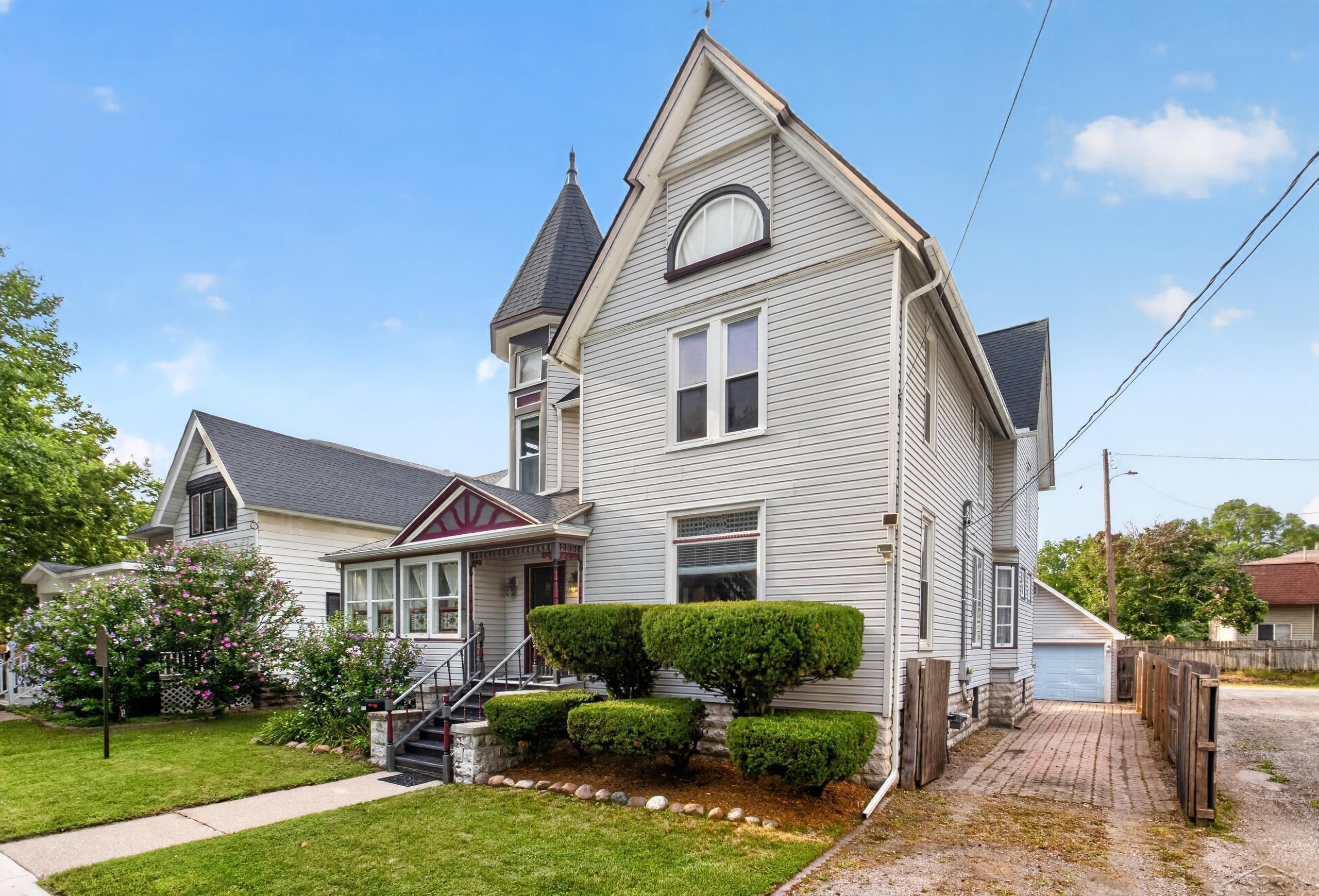 main property photo 3