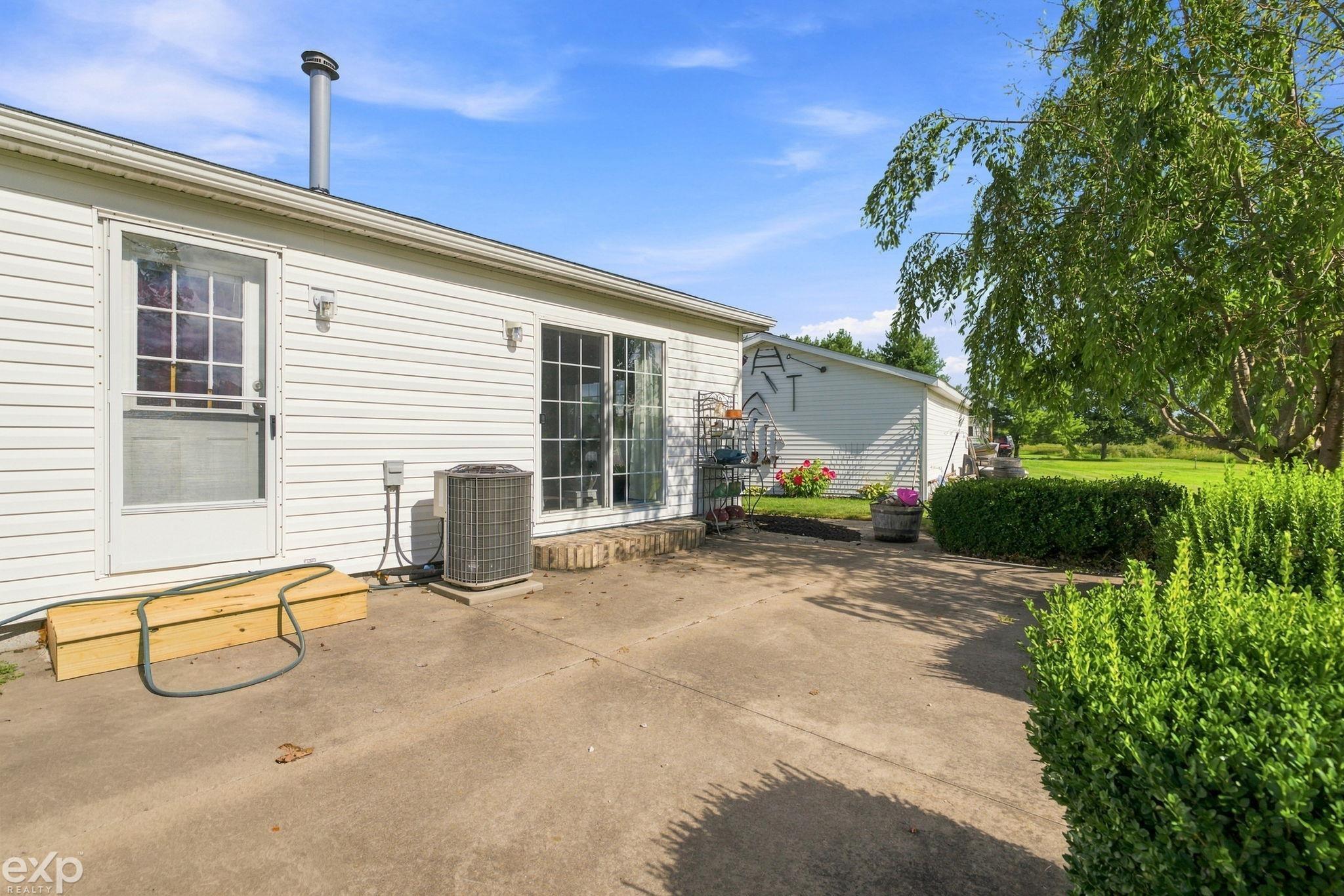 main property photo 49