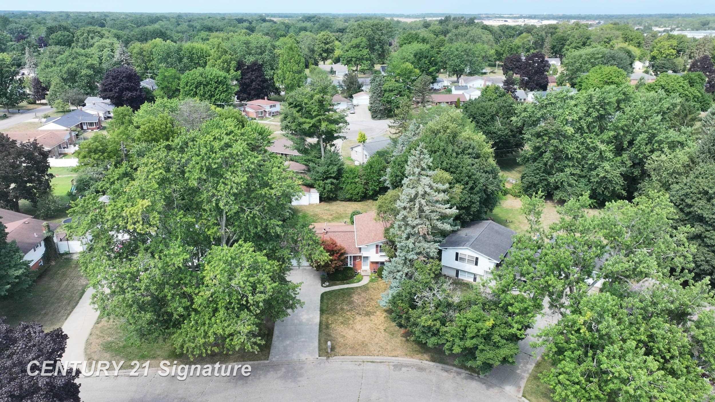 main property photo 54