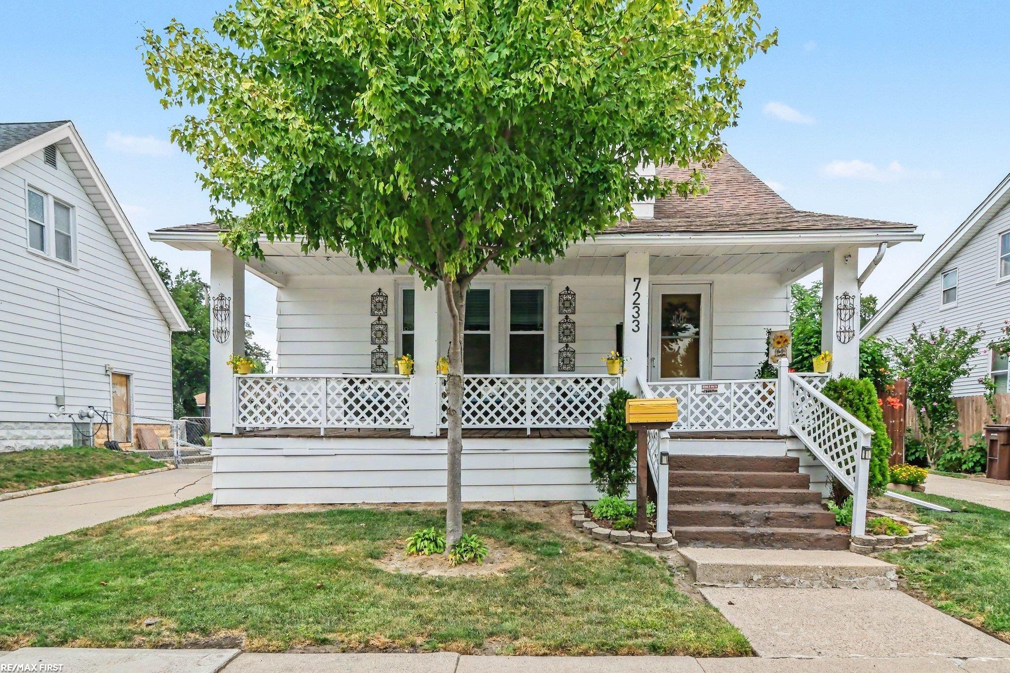 property viewer photo 1