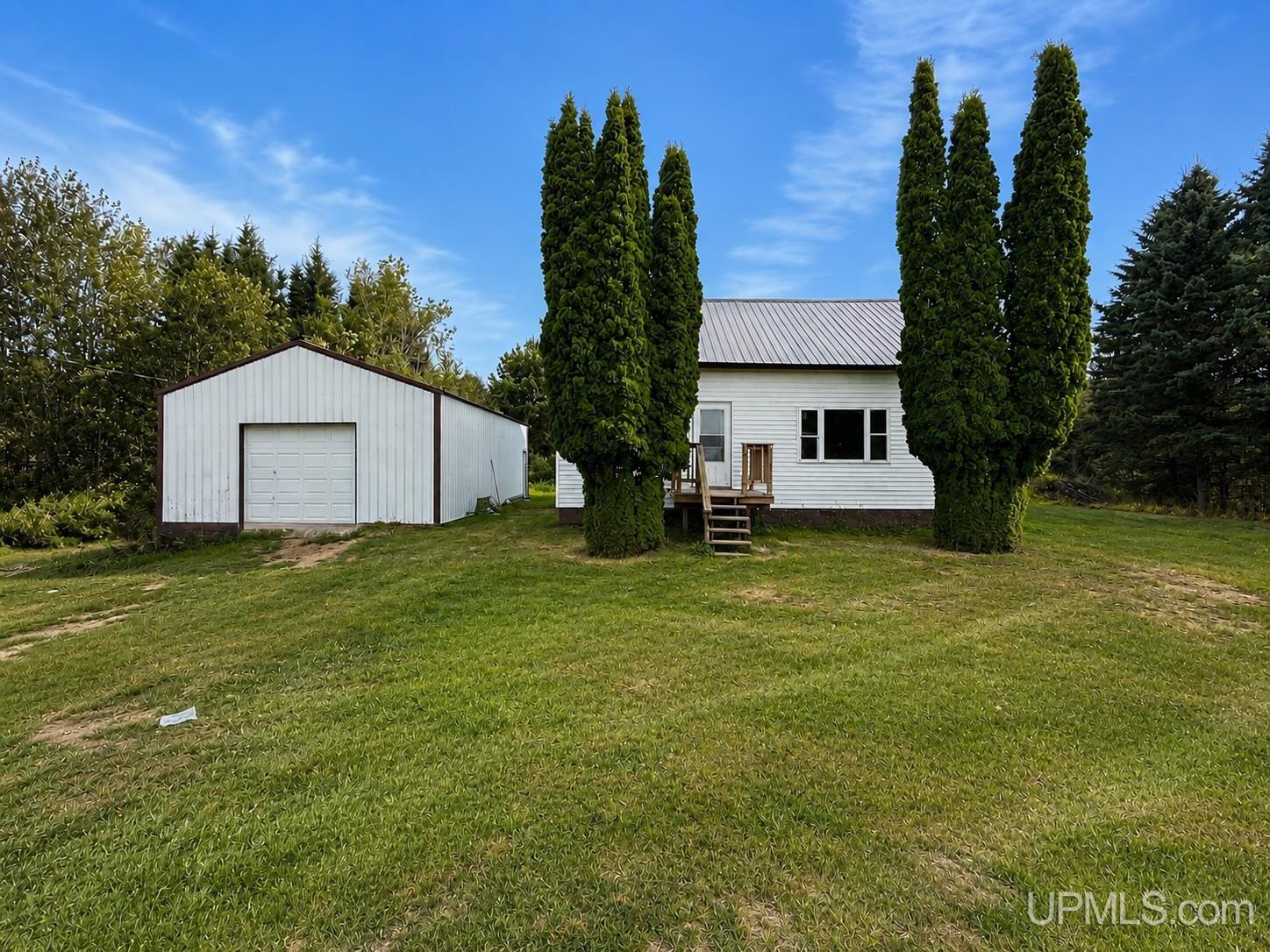 main property photo 0