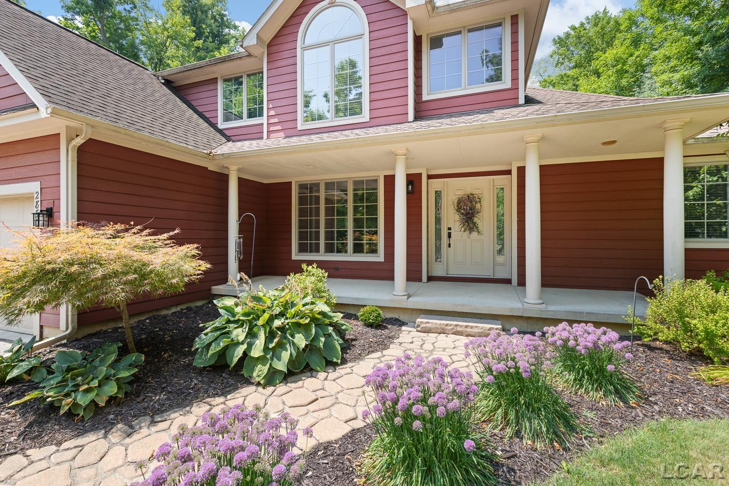main property photo 3
