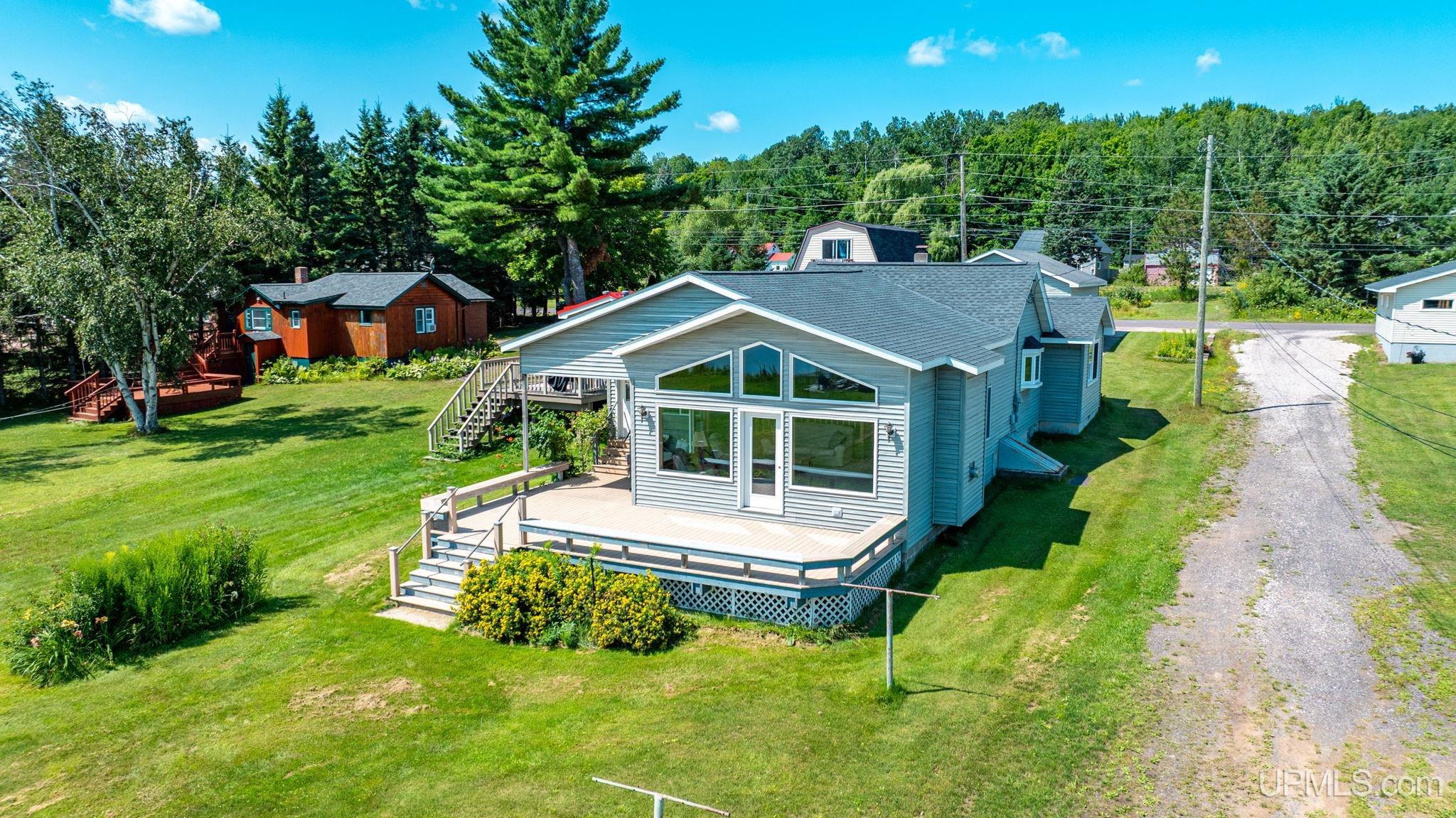 main property photo 39