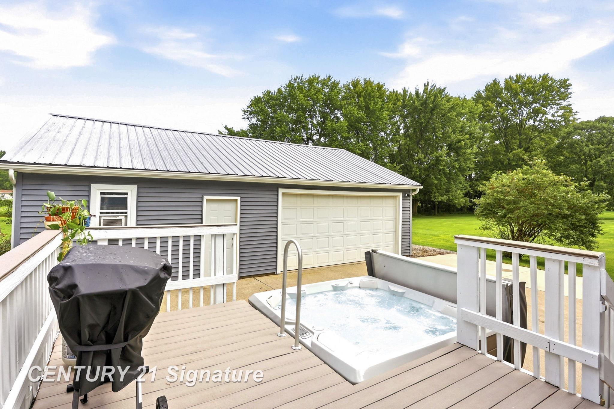 main property photo 58
