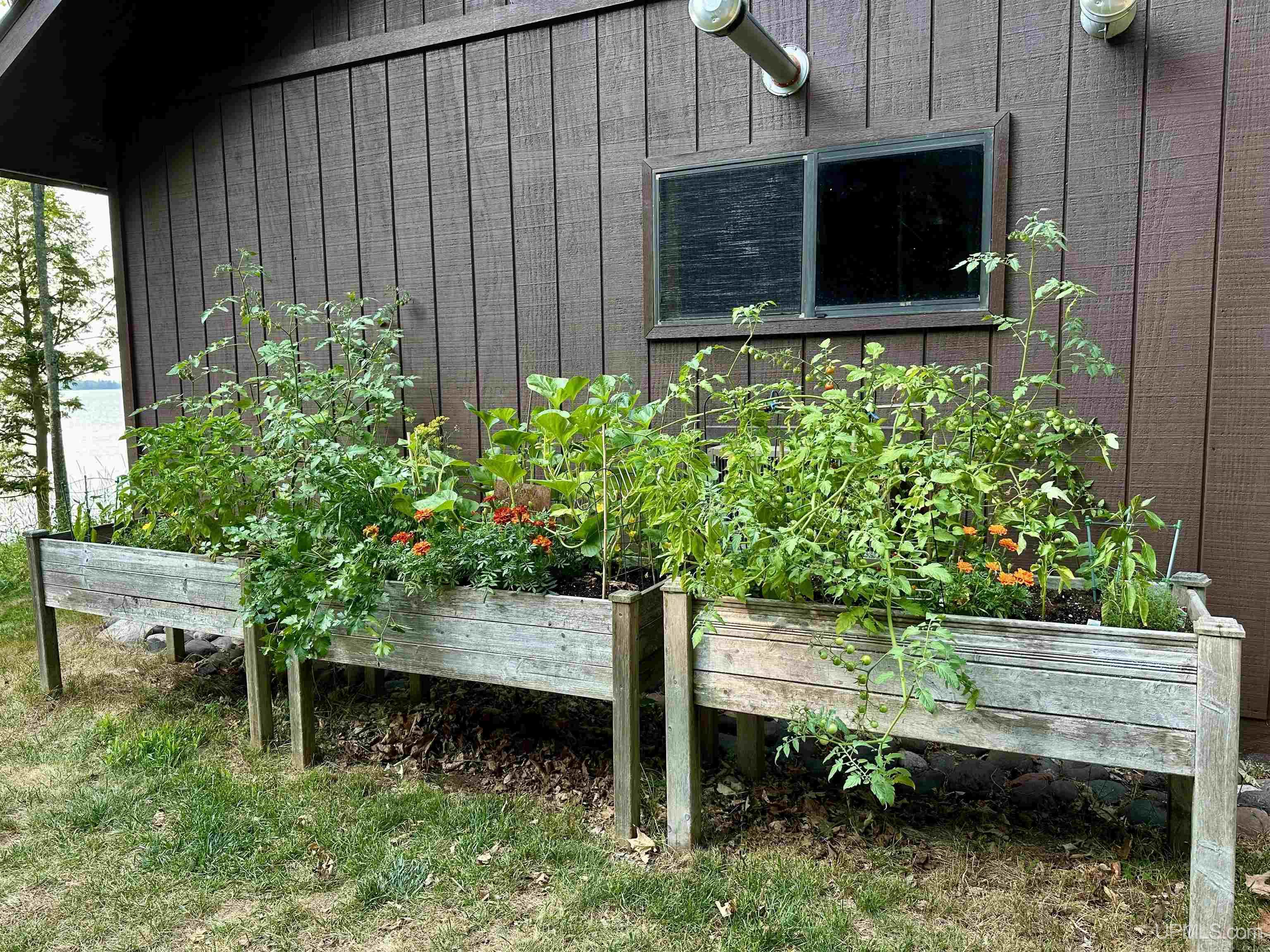 main property photo 84