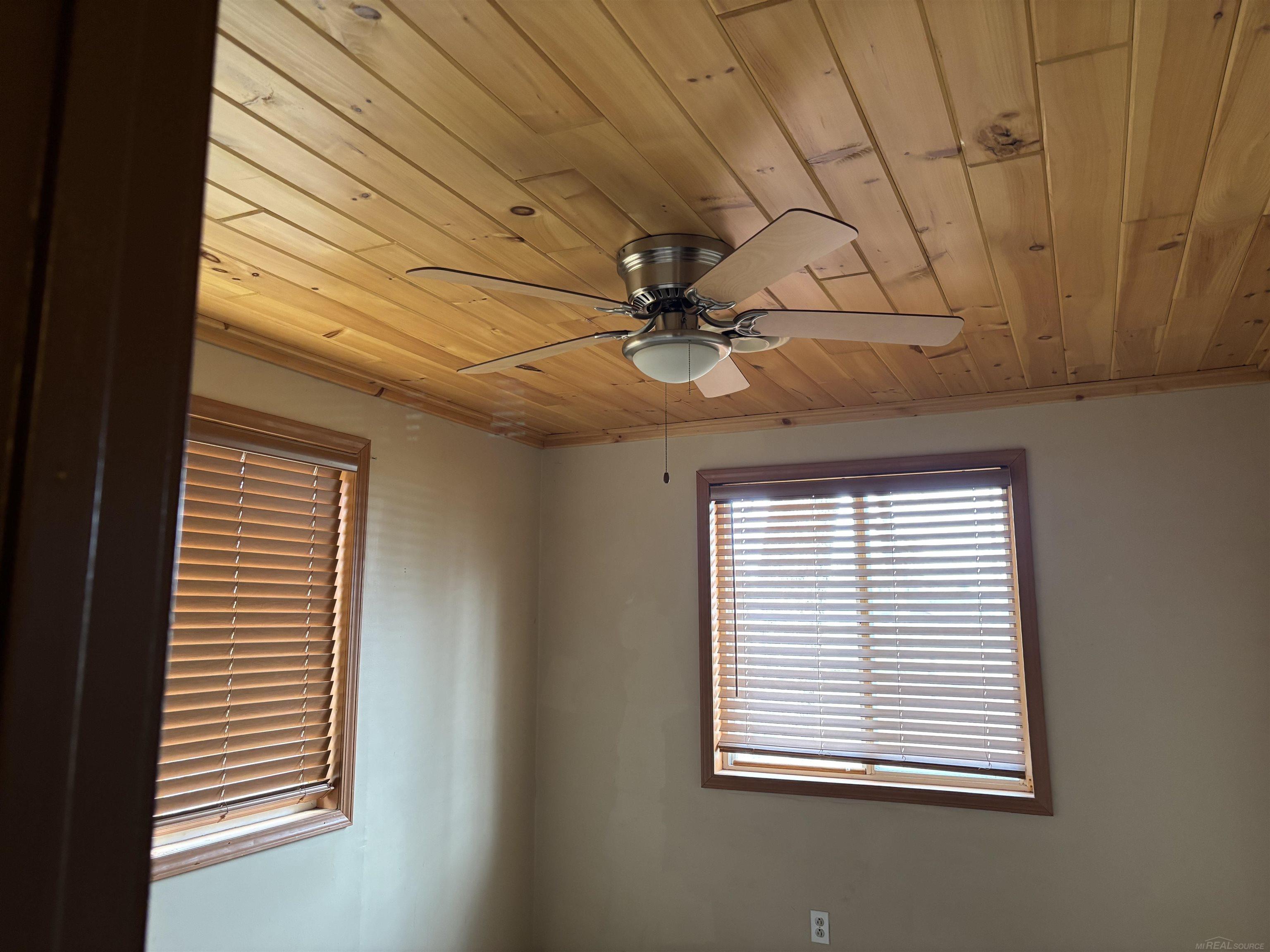 main property photo 53